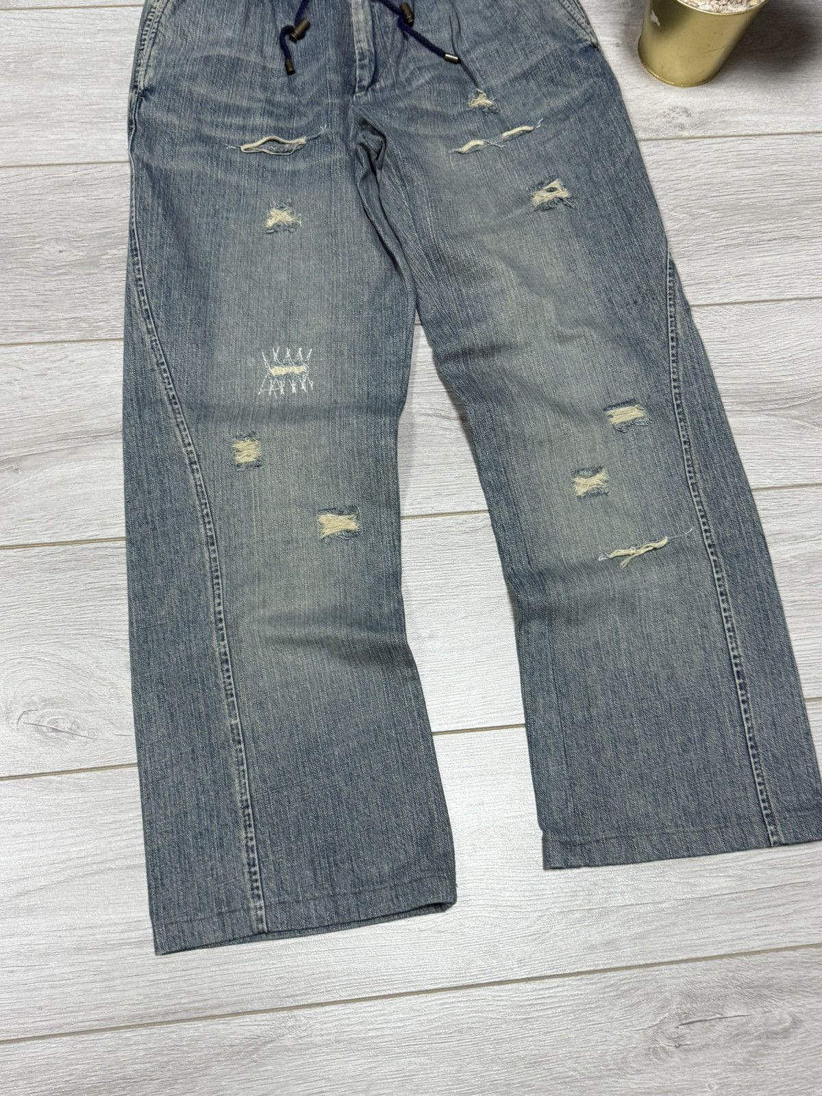 Dolce & Gabbana Dolce Gabbana elastic waistband distressed jeans tears pants Size US 32 / EU 48 - 7 Thumbnail