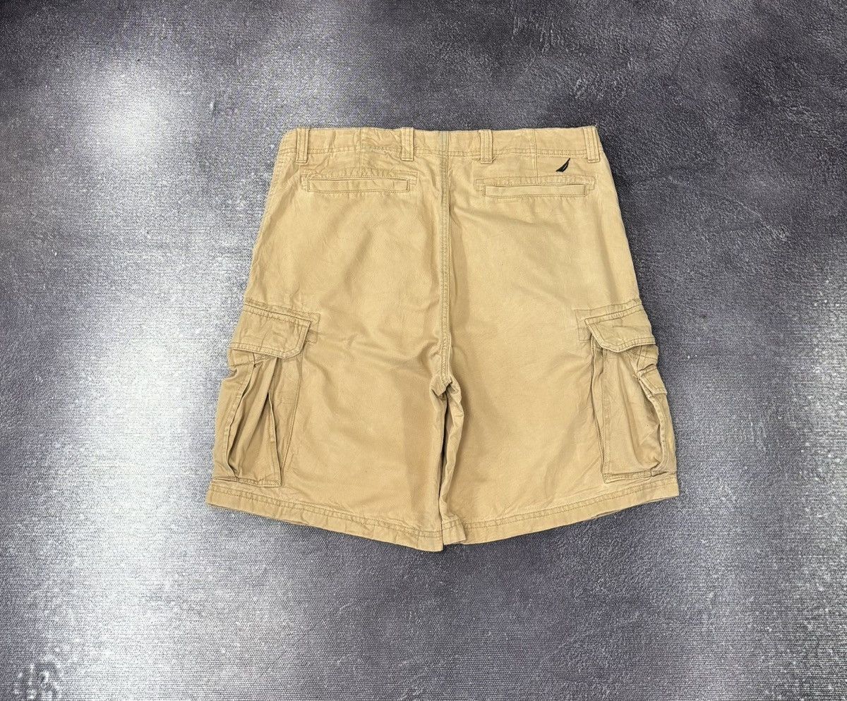 Nautica Vintage Nautica Men’s Y2K Outdoor Hype Cargo Shorts Size US 36 / EU 52 - 2 Thumbnail