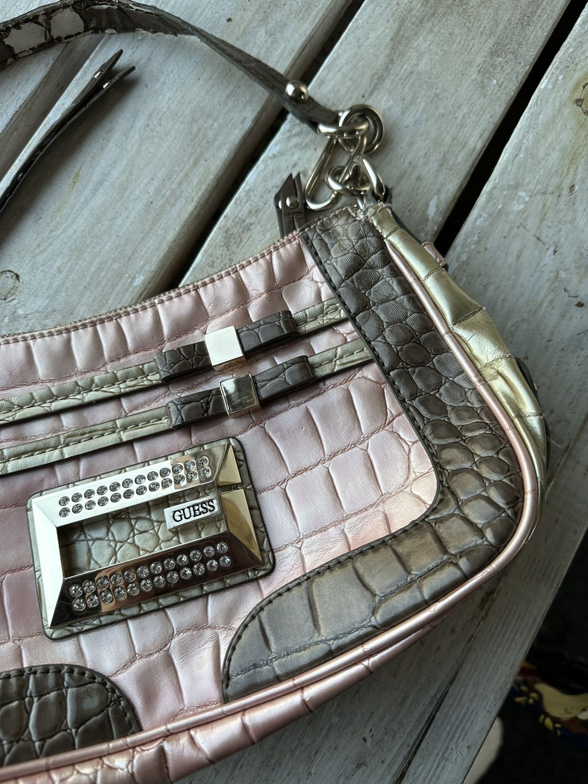 Guess × Japanese Brand 🚨Y2K Guess monogram Pink Avant-Garde Japan style hand bag Size ONE SIZE - 3 Thumbnail