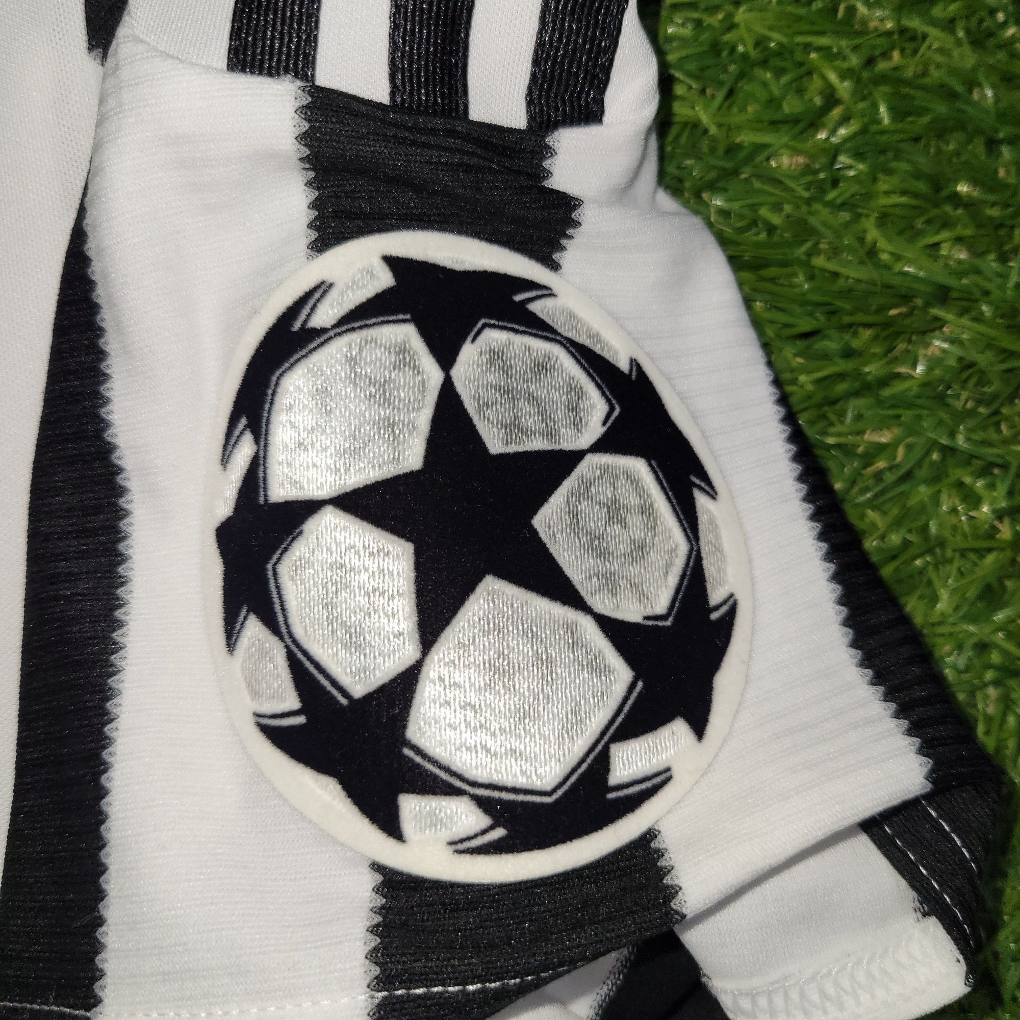 Adidas Vidal Juventus 2015 2016 PLAYER ISSUE Home Soccer Jersey L Size US L / EU 52-54 / 3 - 5 Thumbnail