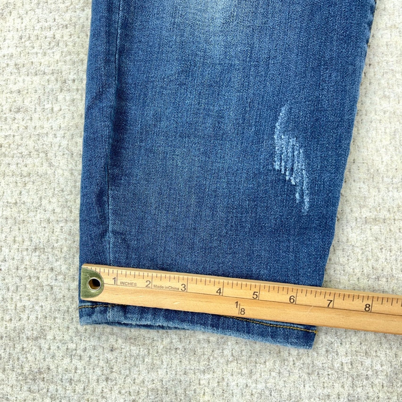 Vintage Judy Blue Jeans Women 22W Relaxed Fit Crop Med Wash Stretch 42x25 Blue 5-Pocket Design Size 40" / US 18 - 6 Thumbnail