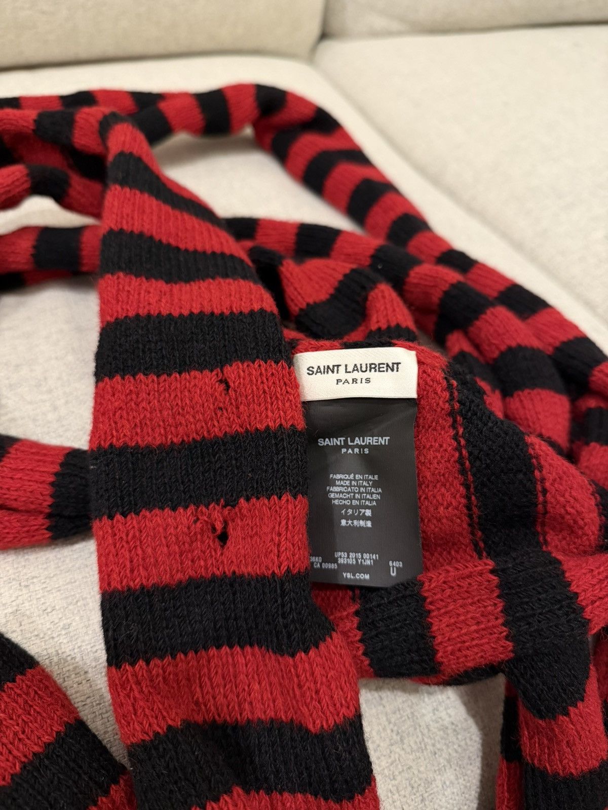 saint laurent paris ロングマフラー Saint Laurent Paris Saint Laurent FW15 Distressed Red Striped Wool