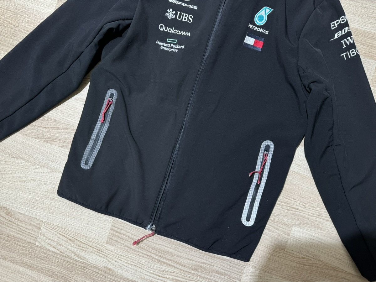 Mercedes-Benz × Pirelli × Tommy Hilfiger Petronas AMG Tommy Hilfiger softshell jacket Size US XL / EU 56 / 4 - 4 Thumbnail