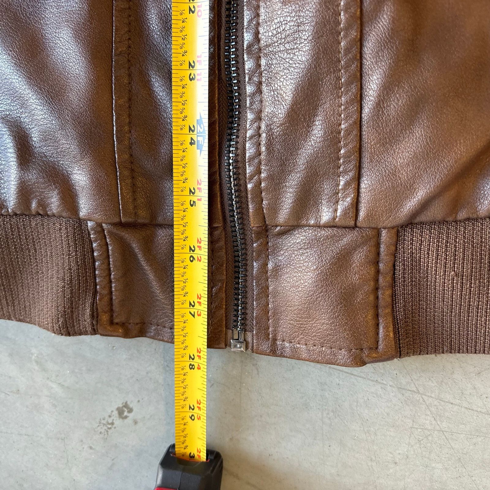 Vintage vintage brown leather jacket Size US L / EU 52-54 / 3 - 3 Thumbnail
