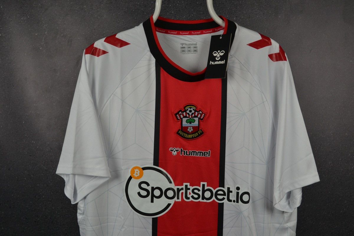 Other NWT Southampton 2022 home soccer football jersey Size US XL / EU 56 / 4 - 3 Thumbnail