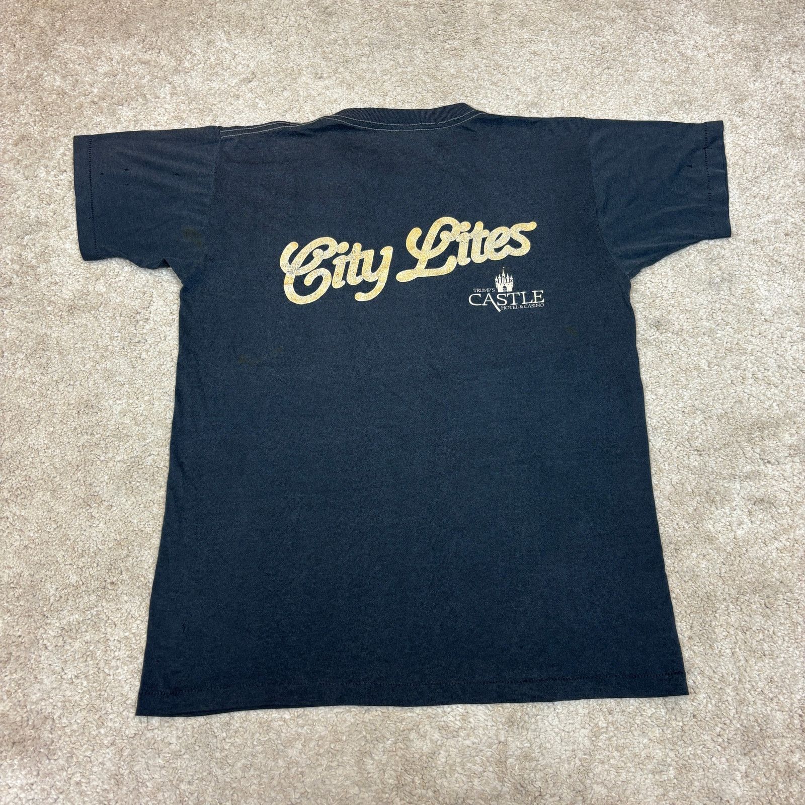 Vintage Vintage 70s Trumps Castle Hotel Casino Shirt Men's Large Size US L / EU 52-54 / 3 - 4 Thumbnail