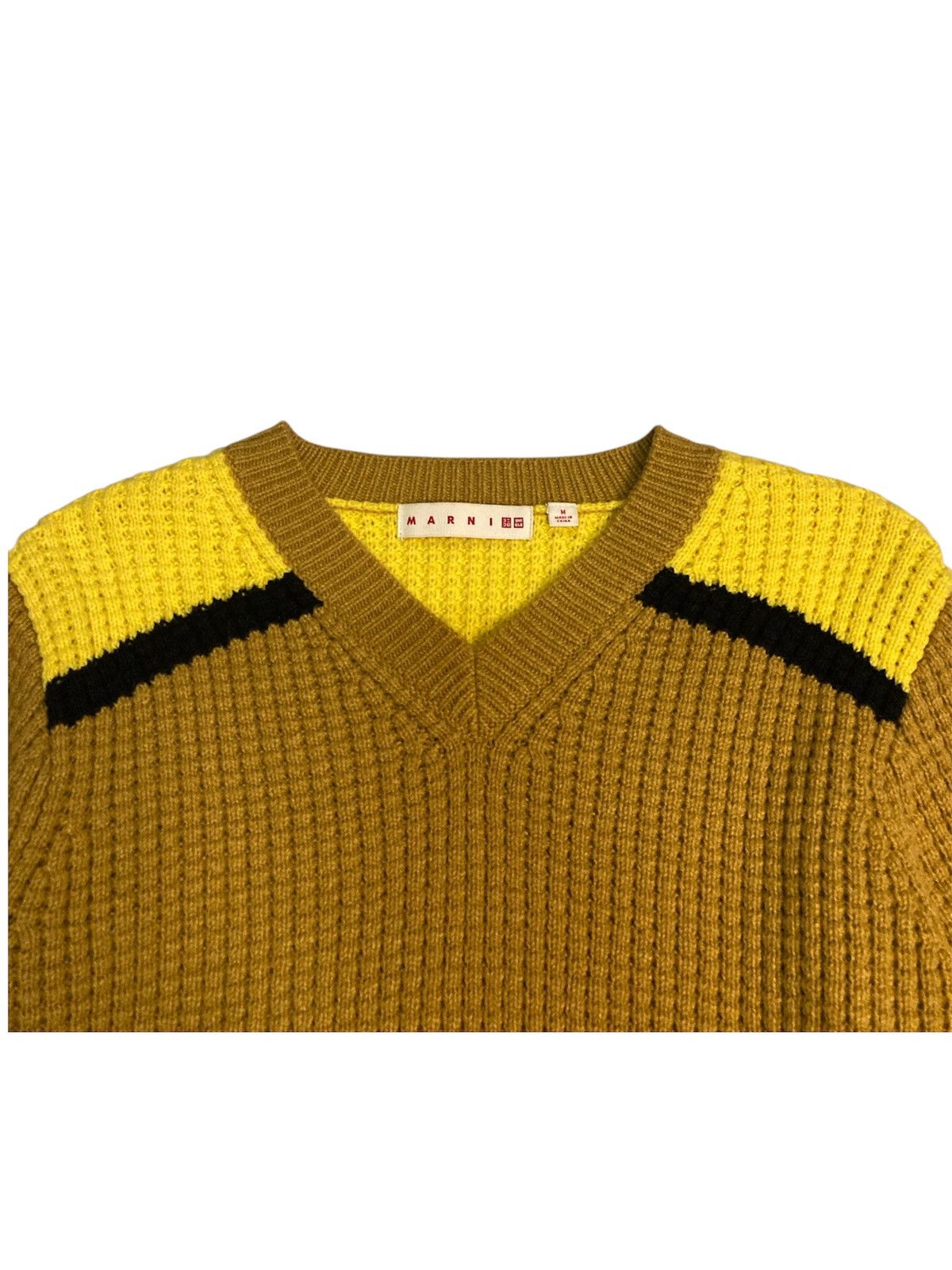 Japanese Brand Uniqlo x Marni Popcorn Knitted V Neck Sweater Size US M / EU 48-50 / 2 - 6 Thumbnail