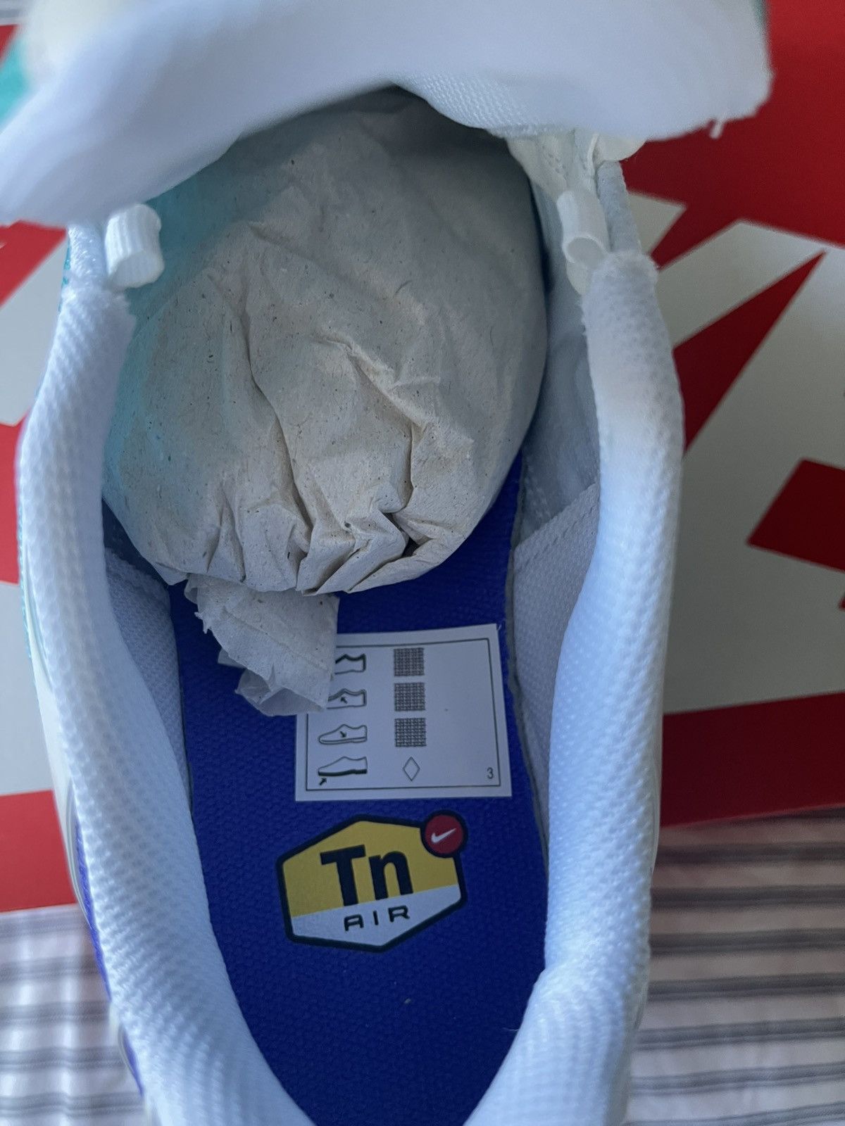Other Air Max plus White/dusty captus Size US 9.5 / EU 42-43 - 7 Thumbnail