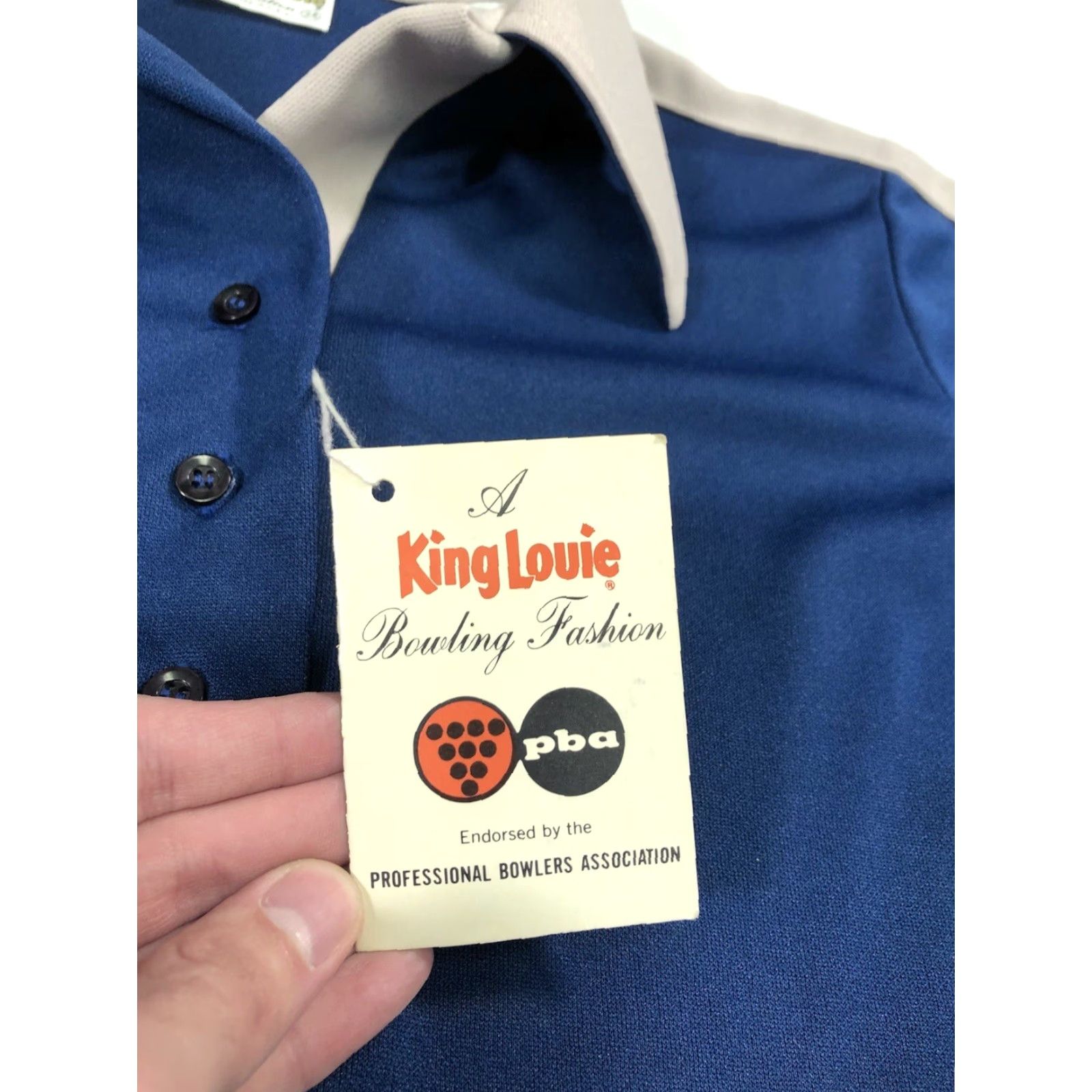VINTAGE King Louie Shirt Womens 34 Blue 1960s Racine Wis. Lake-Air Advertising Bowling Shirt 60s 34 BT23