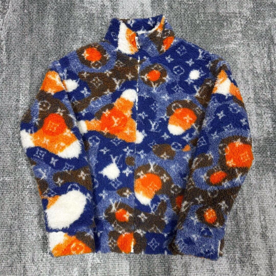 Louis Vuitton LOUIS VUITTON LOGO Suede Tunic Long Sleeve Jacket Nextarrow Size US M / EU 48-50 / 2 - 1 Thumbnail