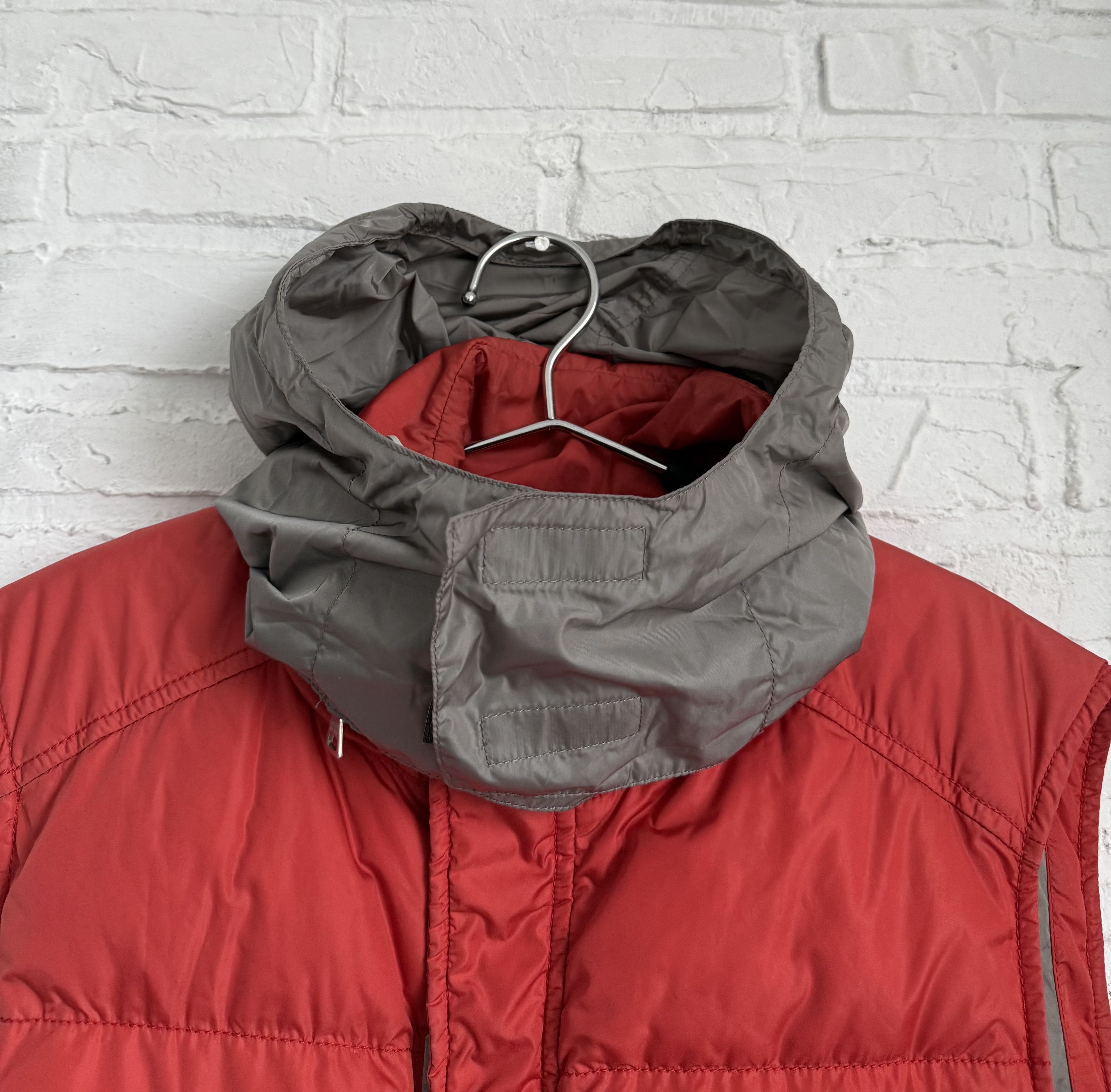 Prada Vintage Prada Sport puffer vest Size US M / EU 48-50 / 2 - 18 Thumbnail