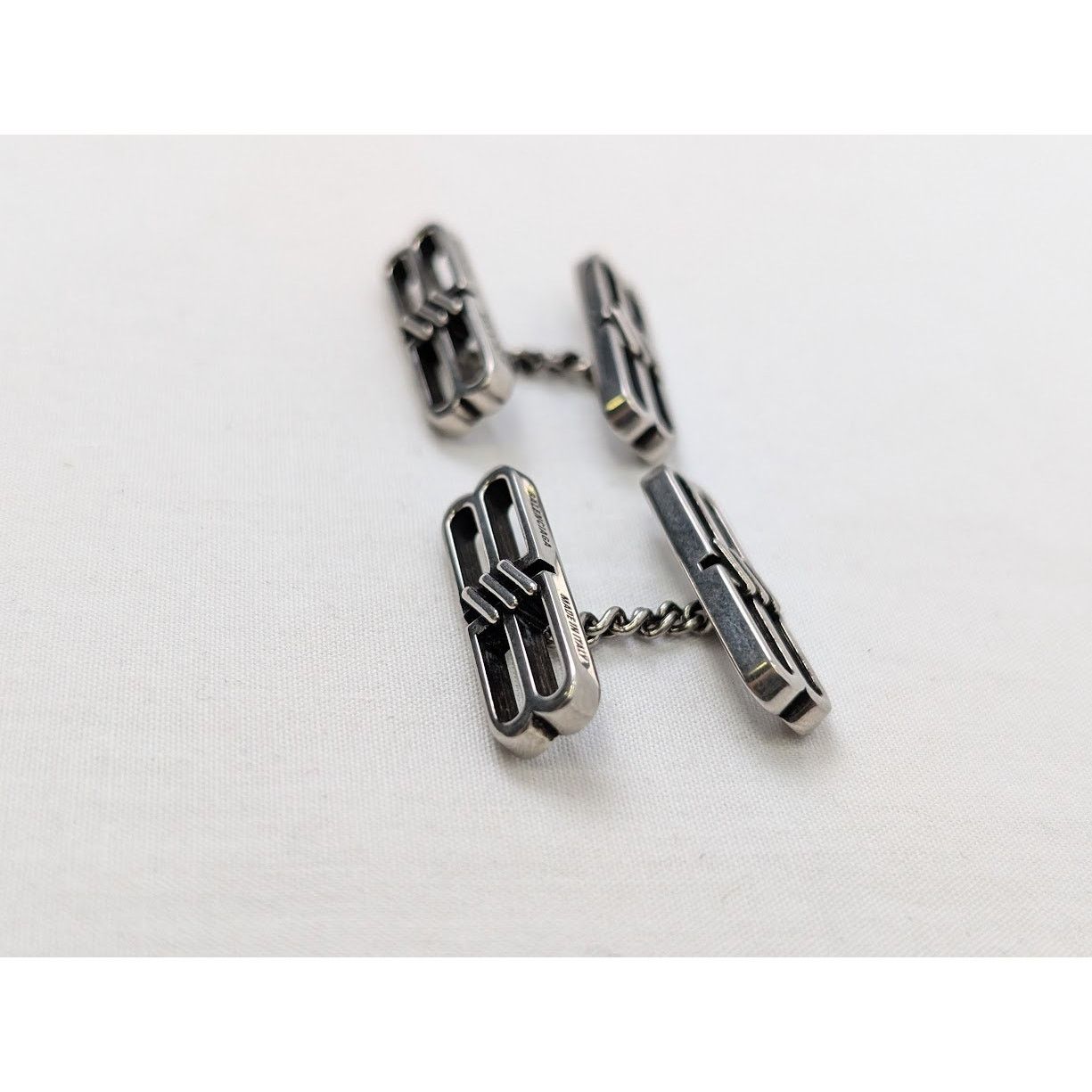 Balenciaga o1rshd1 Q:2/ Size:OS/ BB Icon Cufflinks Brass Antique Silver Size ONE SIZE - 7 Thumbnail