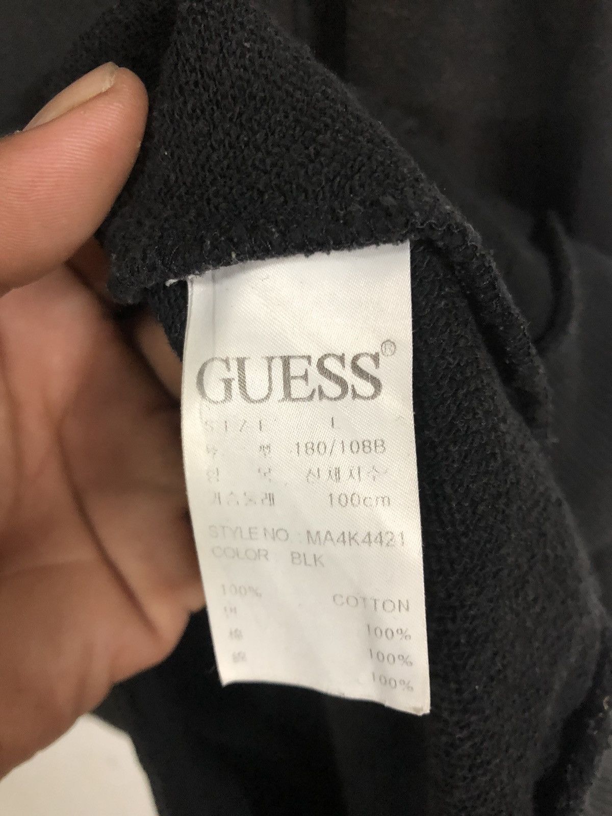 Guess Vintage Y2K Guess Sweater Hoodie Size US L / EU 52-54 / 3 - 8 Thumbnail