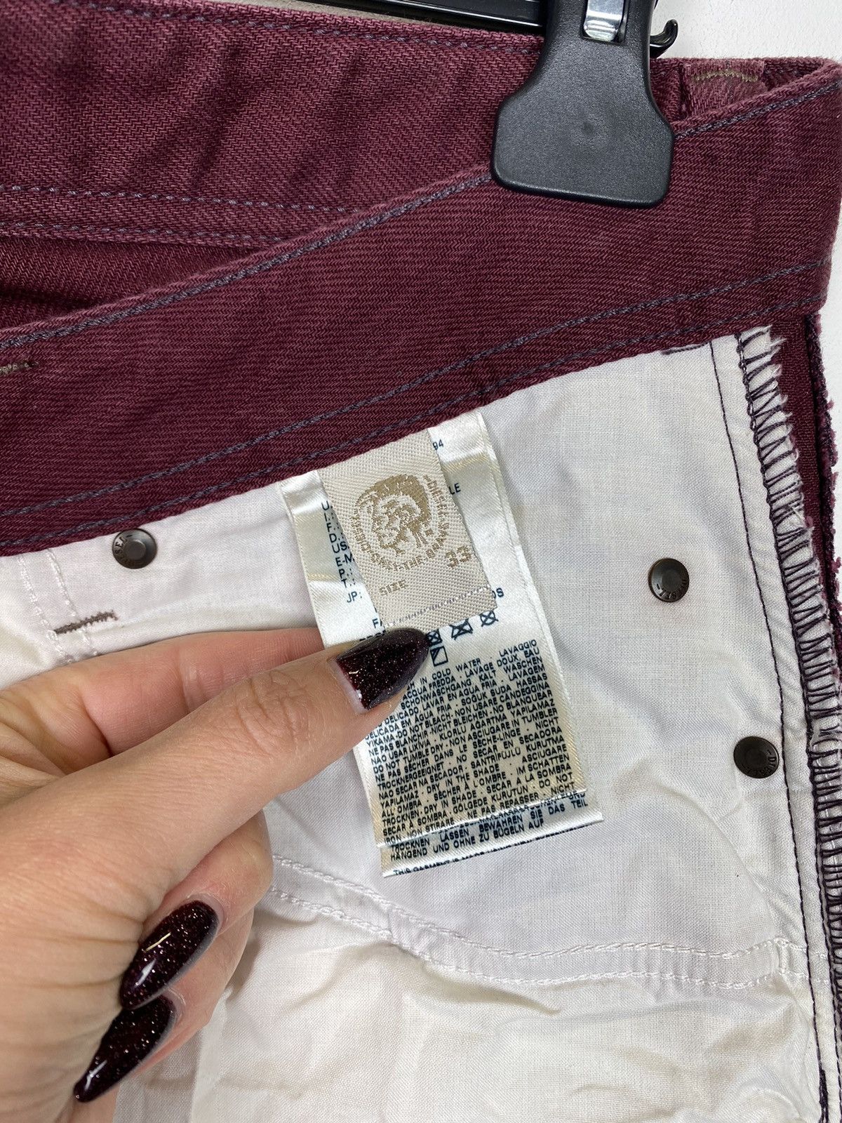 Diesel Vintage Y2K Diesel Darron Jeans Size 33/32 Luxury Brand Red Size US 33 - 12 Thumbnail