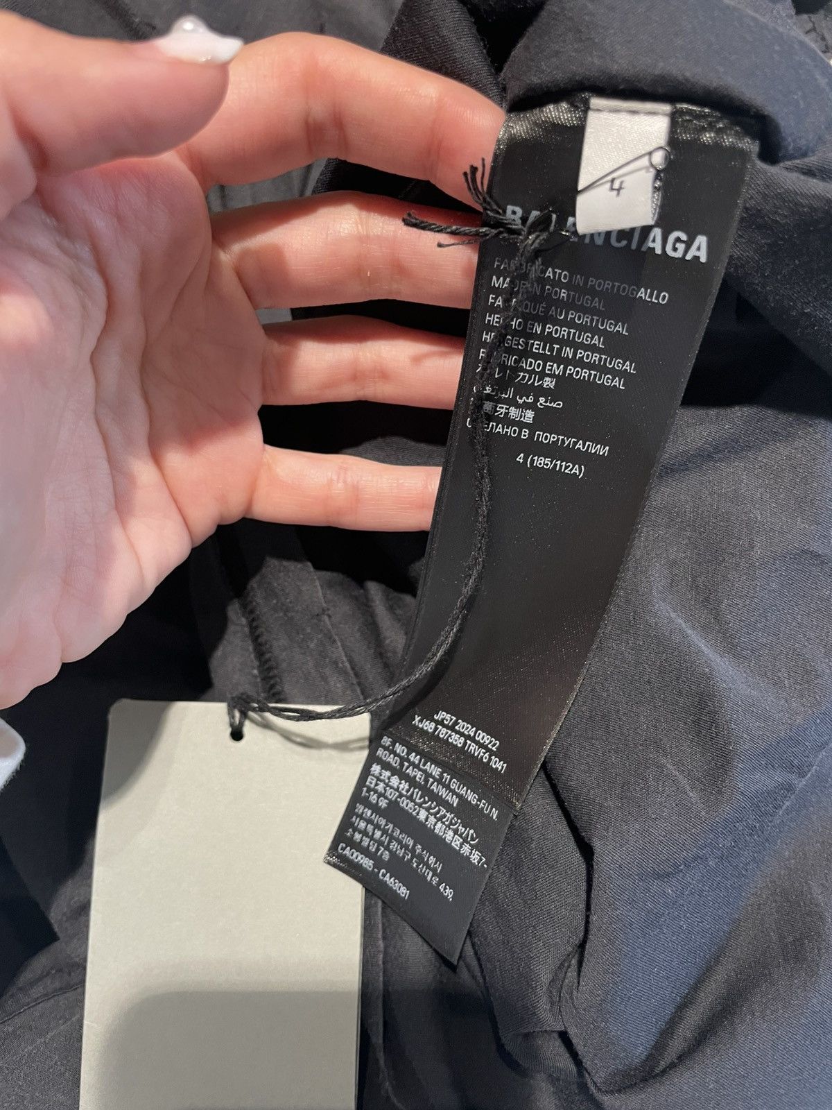 Balenciaga T-shirt Size US XL / EU 56 / 4 - 4 Thumbnail