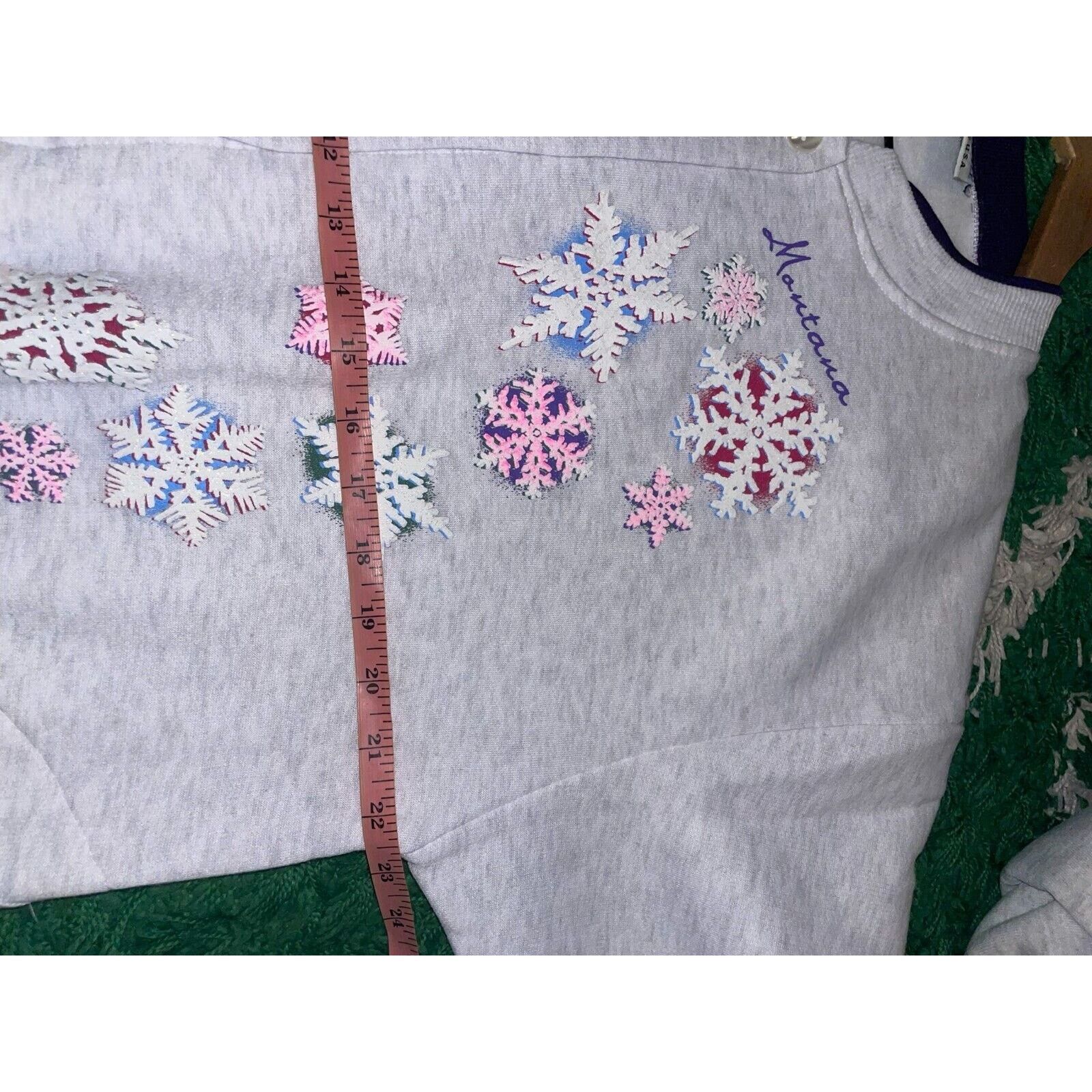 Vintage Vintage Montana Sweater Snowflakes Snow Button Up VTG Large Size US L / EU 52-54 / 3 - 13 Thumbnail