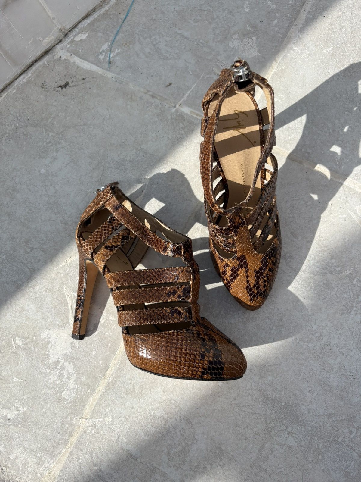 Giuseppe Zanotti Giuseppe zanotti vicini snakeskin heels Size US 6 / IT 36 - 8 Thumbnail