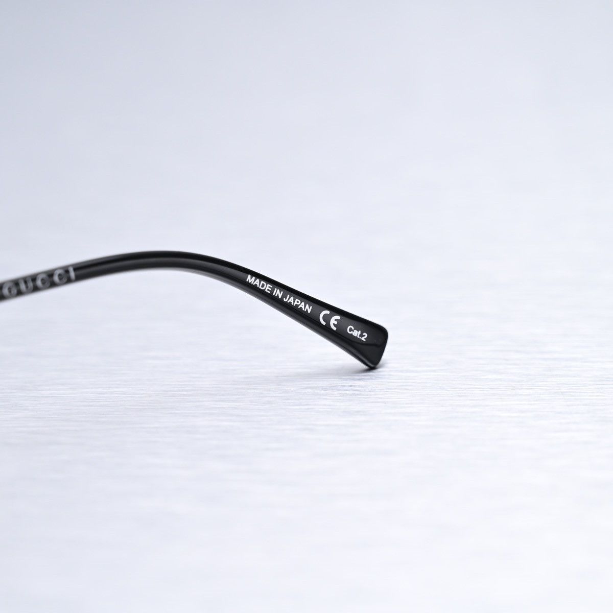 Gucci GUCCI GG1853S 002 SUNGLASSES Size ONE SIZE - 5 Thumbnail
