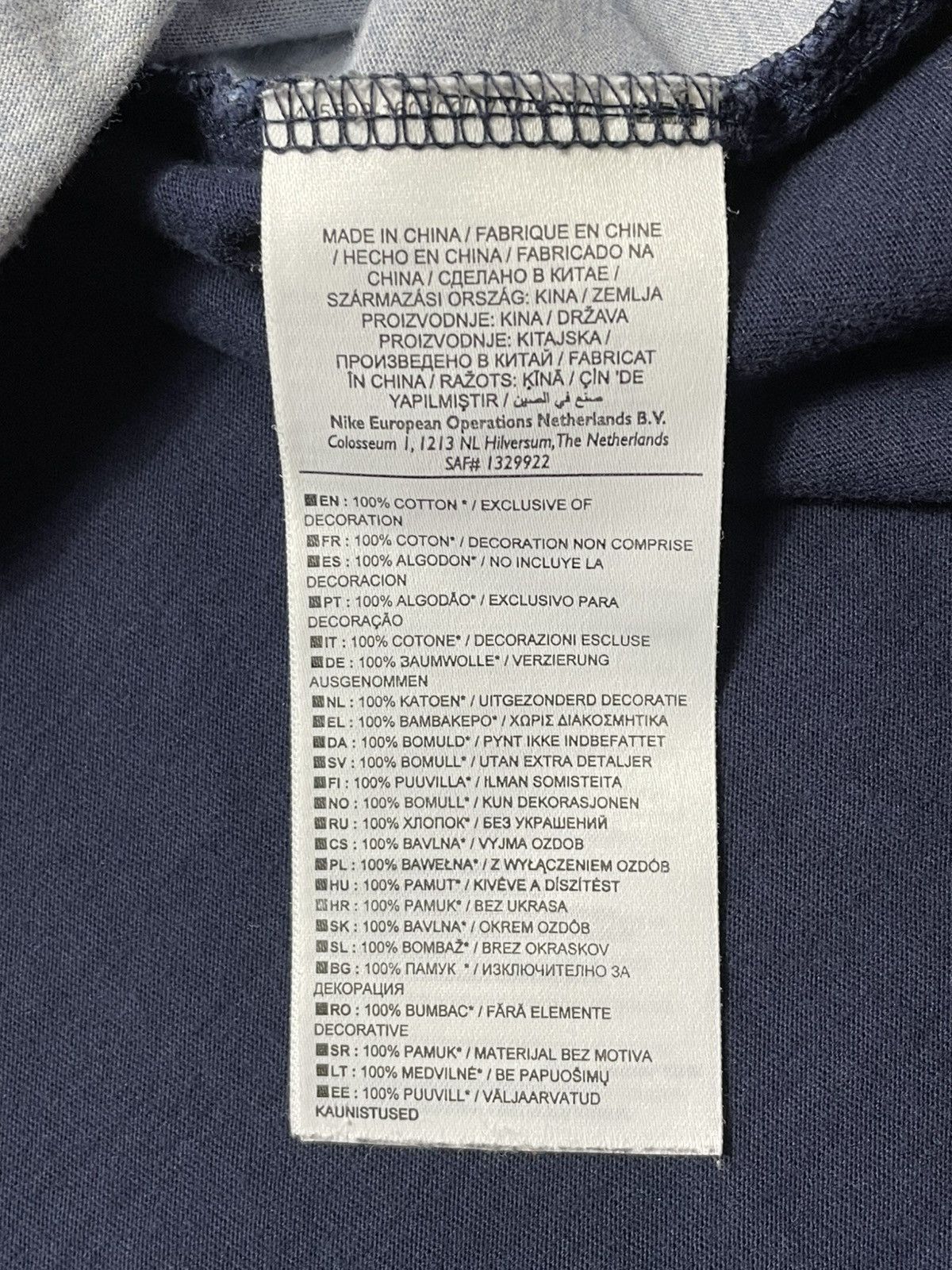 Nike Nike Barcelona 100 Years 1899-1999 Big Logo T Shirt Size US L / EU 52-54 / 3 - 5 Thumbnail