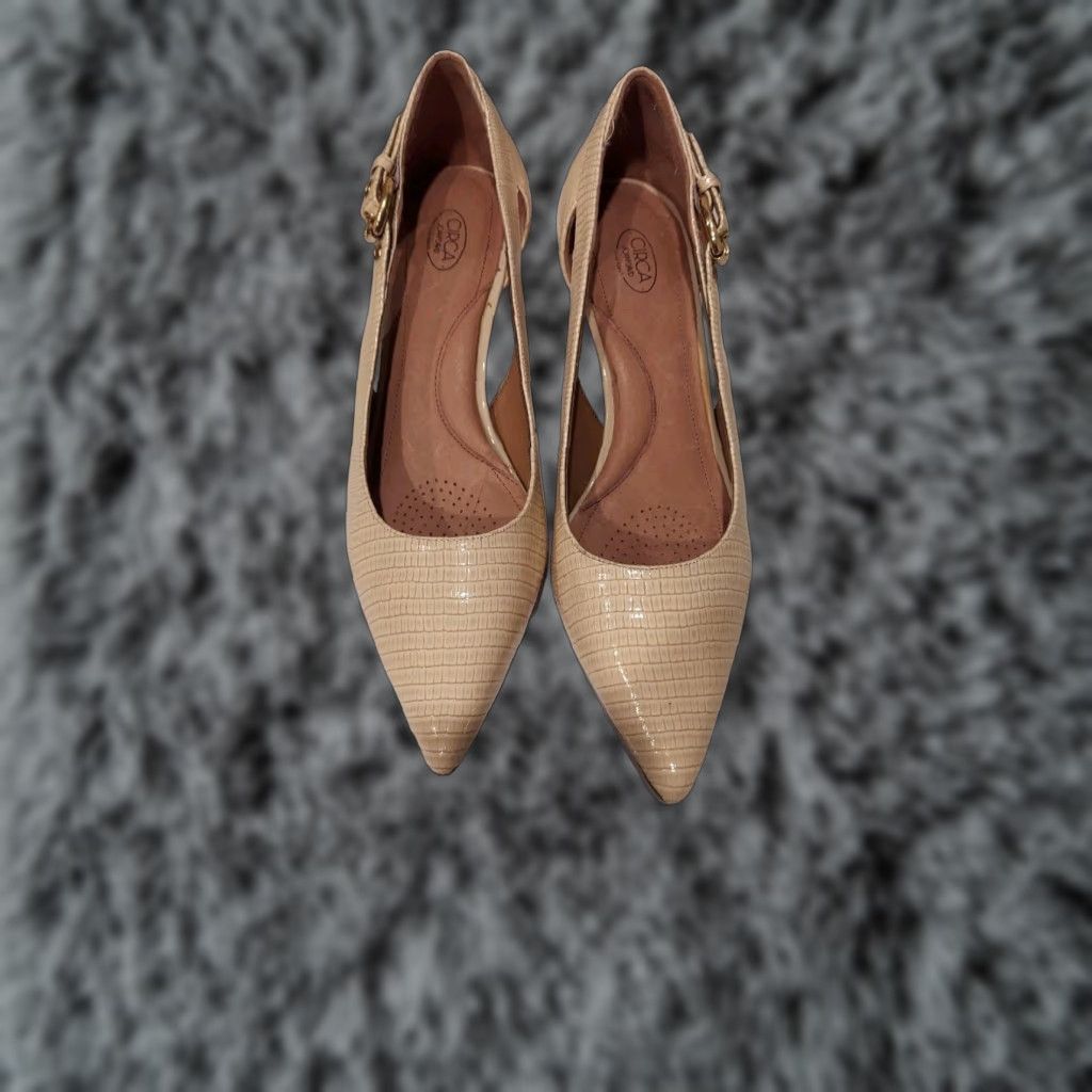 Vintage Circa Joan & David Women's Beige Animal Print Pointed Toe Kitten Heel Shoes Pumps, Size 8.5M, Slip-On, Comfort, Formal, Workwear