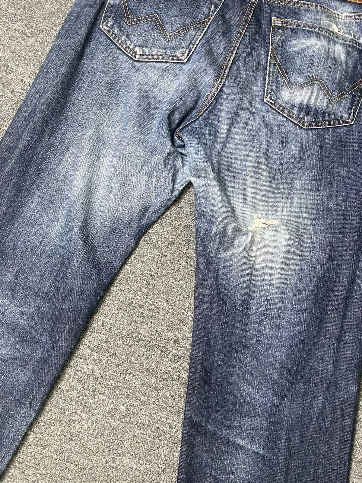 Edwin × Vintage Vintage EDWIN 404 Ripped Straight Cut Jeans (92) Size US 34 / EU 50 - 12 Thumbnail