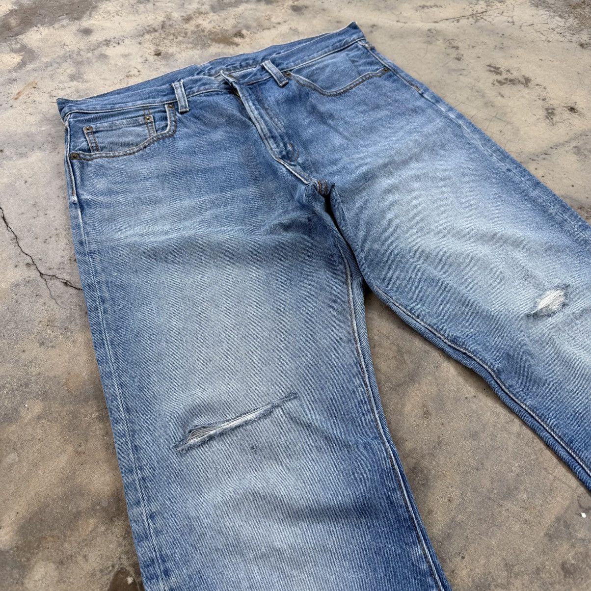 Japanese Brand VINTAGE GU STRAIGHT FADED RIPPEP JEAN DENIM PANTS Size US 36 / EU 52 - 4 Thumbnail