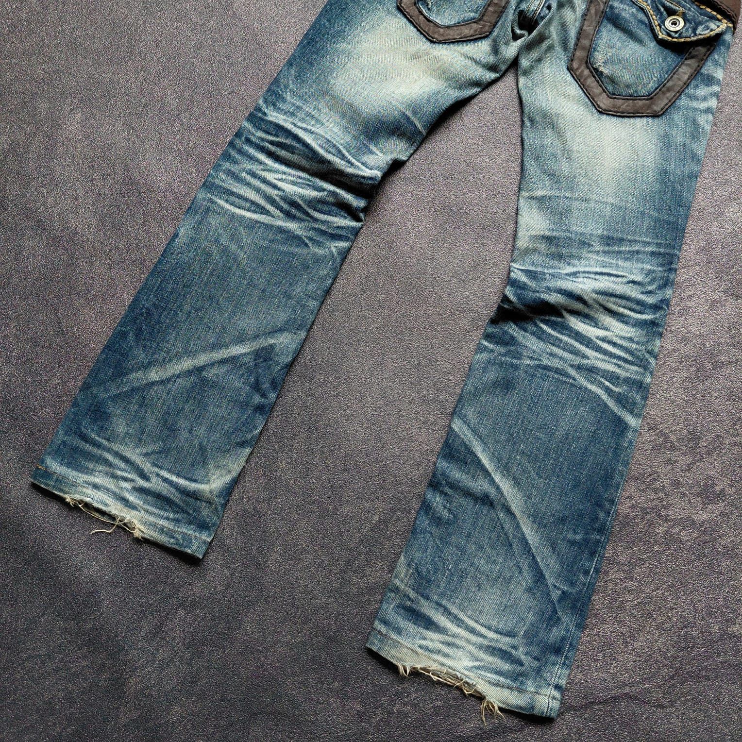 Tornado Mart Yoshitomo Nara Lolita Distresed Flare Jeans Size US 29 - 4 Thumbnail