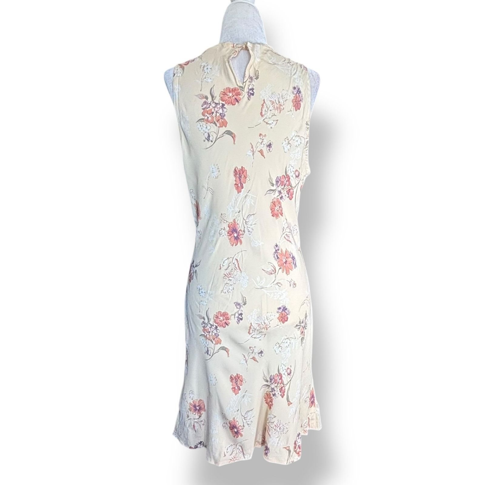 Vintage Vintage 90s Beige White Floral Sleeveless Mini Dress USA Size M / US 6-8 / IT 42-44 - 4 Thumbnail