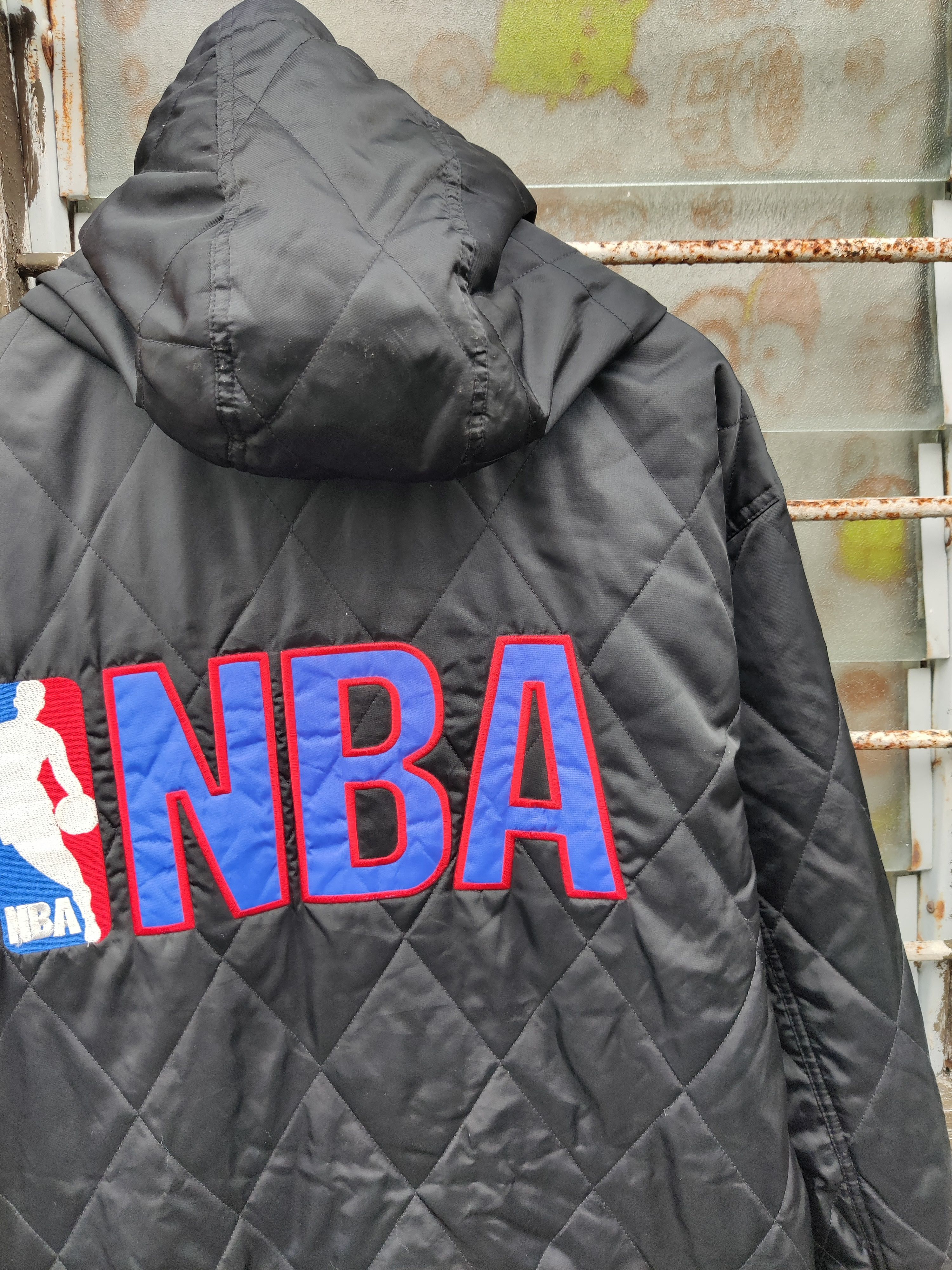 Japanese Brand Vintage Rare NBA Embroided Big Logo Winter Quilted Jacket Size US M / EU 48-50 / 2 - 3 Thumbnail