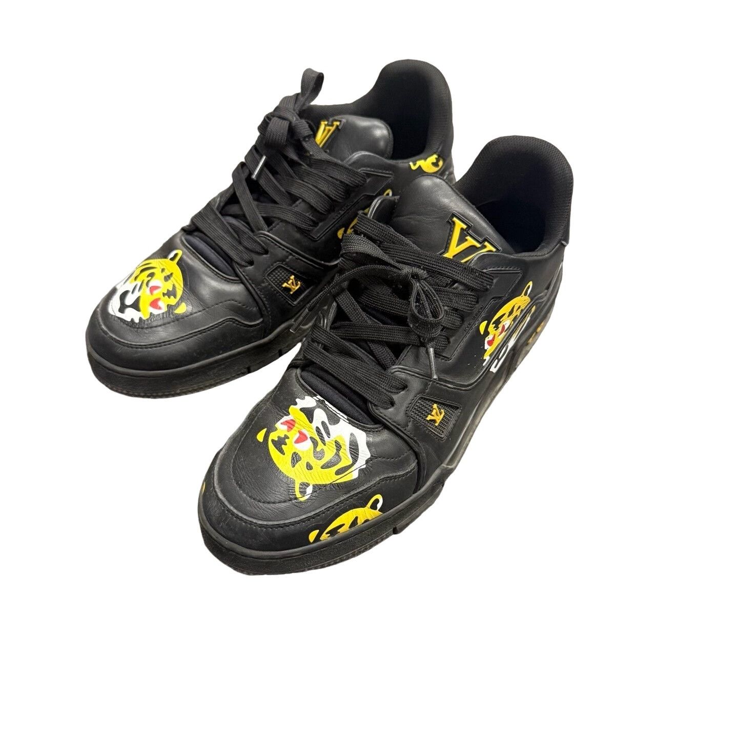 Louis Vuitton Louis Vuitton Tiger Print Trainer Sneakers 8 Size US 8 / EU 41 - 1 Thumbnail