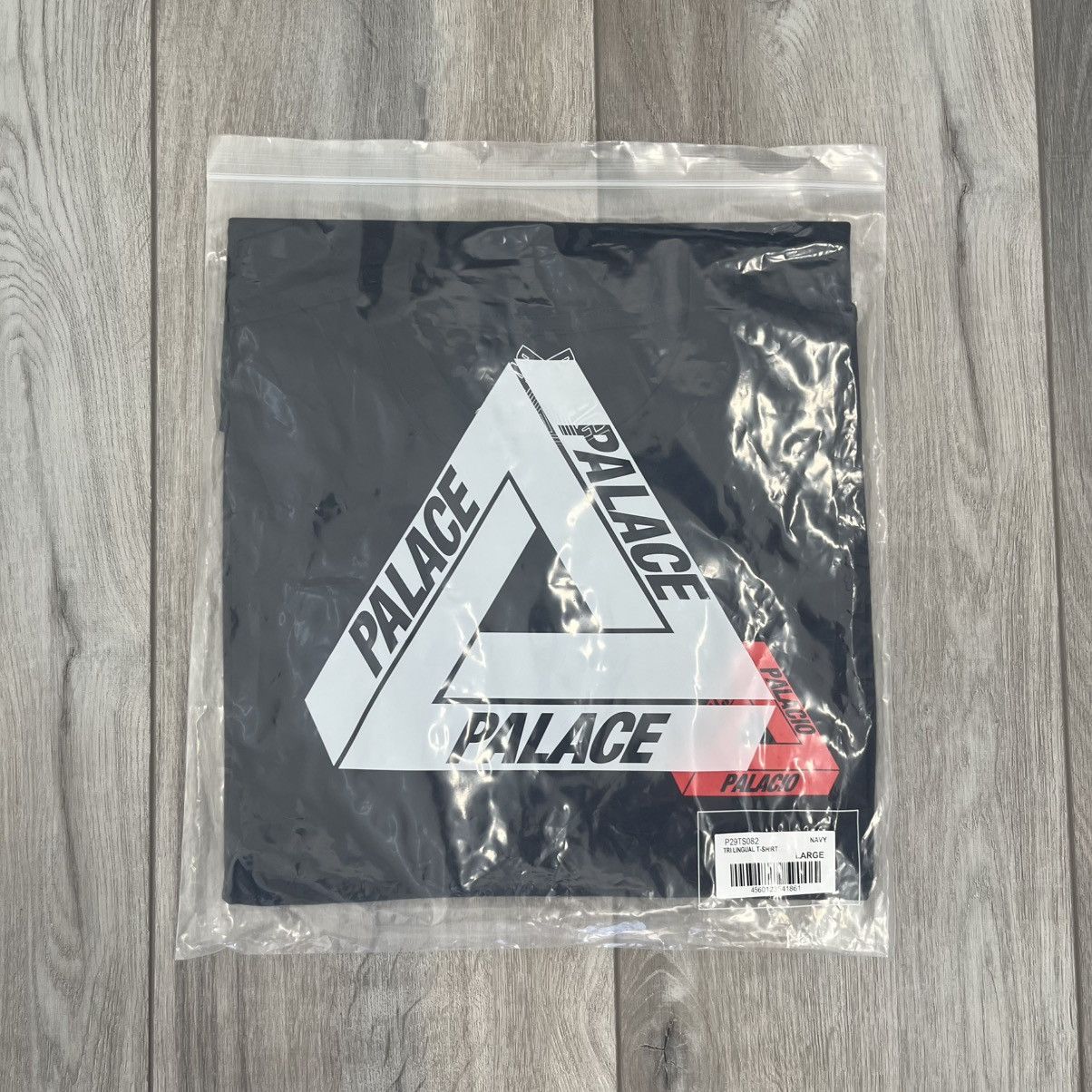 Palace Palace Tri Lingual Navy Spanish Tee Large Palacio Size US L / EU 52-54 / 3 - 3 Thumbnail