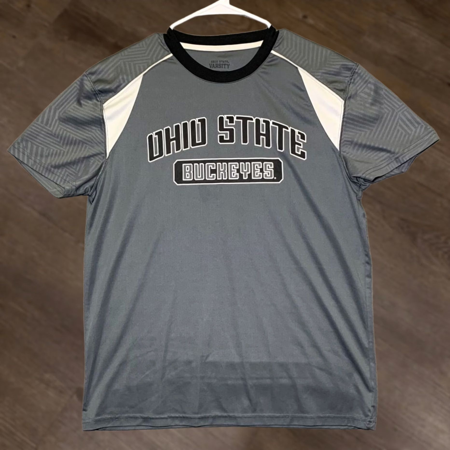 Vintage Ohio State T Shirt Mens Medium Grey Buckeyes Tee Varsity University Crew Neck Short Sleeve Graphic Print 100% polyester Size US M / EU 48-50 / 2 - 1 Thumbnail