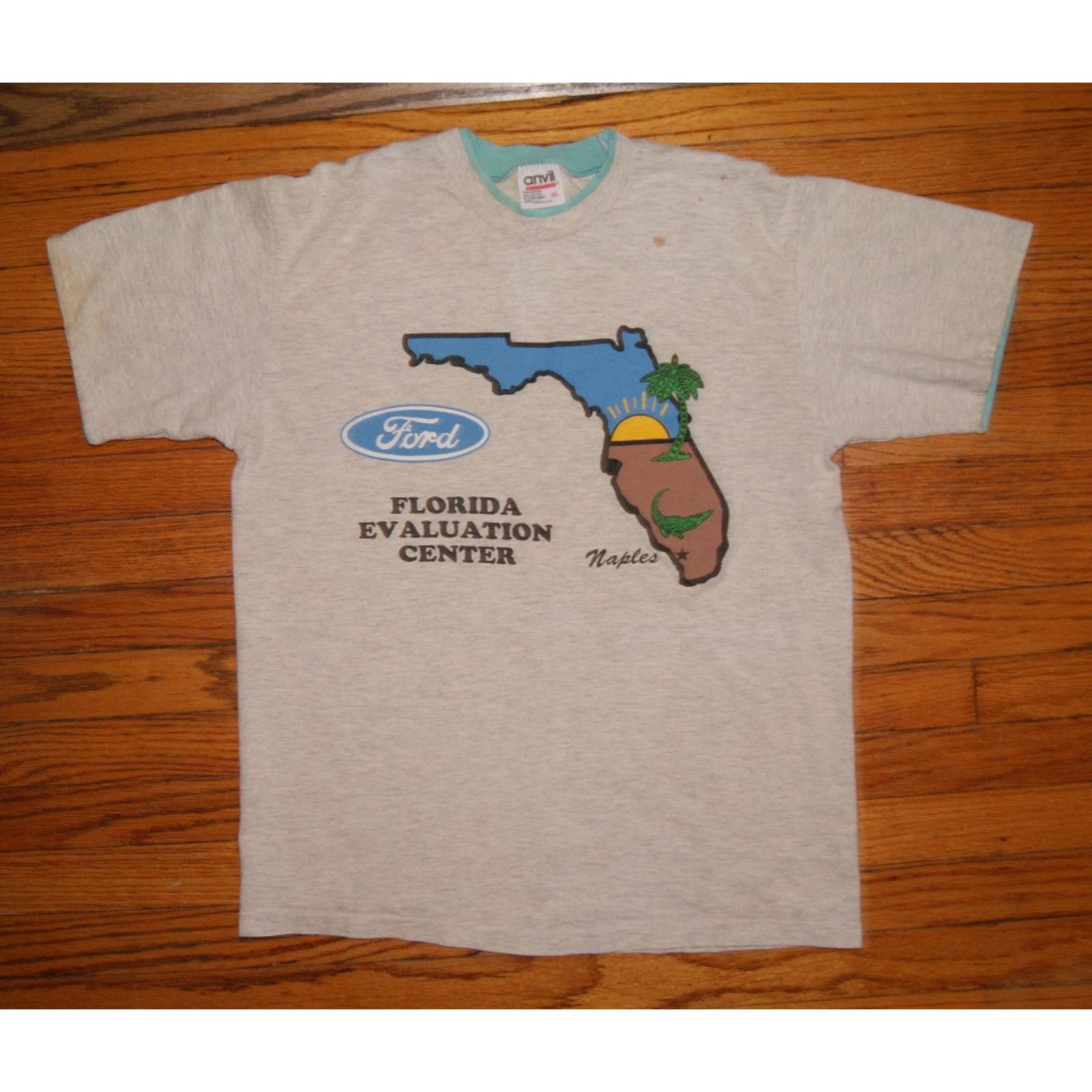 Anvil VTG Florida Evacuation Naples Ford 2 Collar M TShirt USA Size US M / EU 48-50 / 2 - 2 Thumbnail
