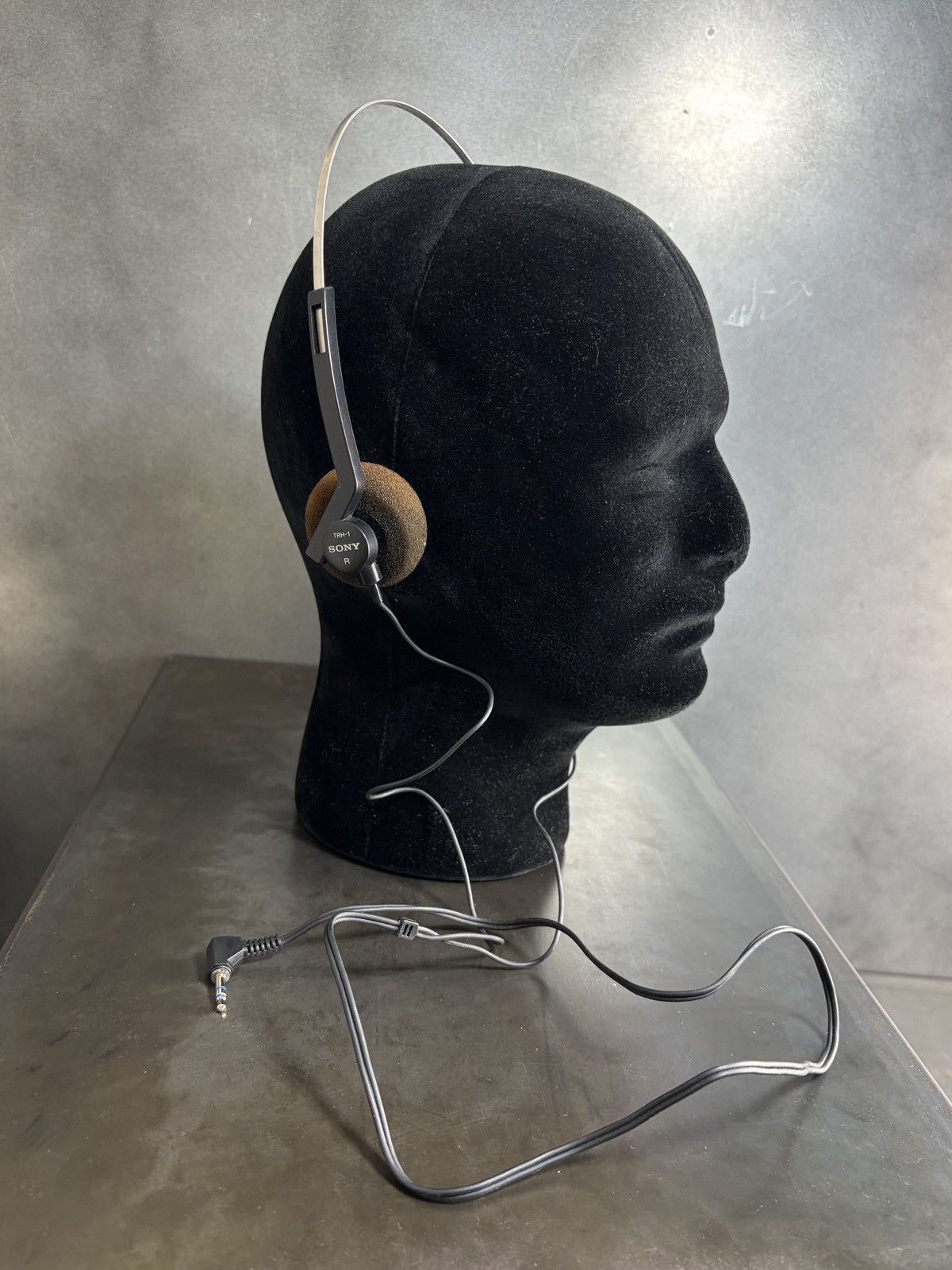 Sony 1980s Vintage Sony TRH-1 Over Ear Headphones Koss Walkman Size ONE SIZE - 1 Thumbnail