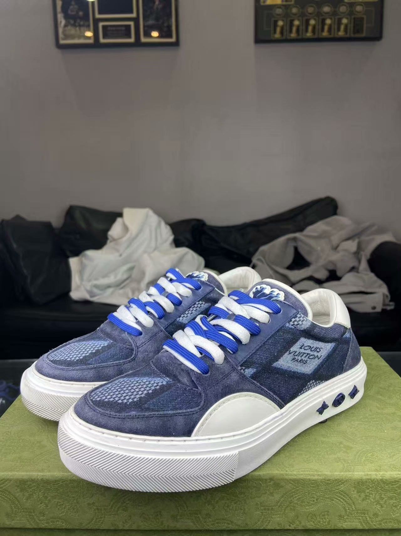 Louis Vuitton Louis Vuitton Denim Blue Lowtop Sneakers 39 Men Size US 6.5 / EU 39-40 - 1 Thumbnail