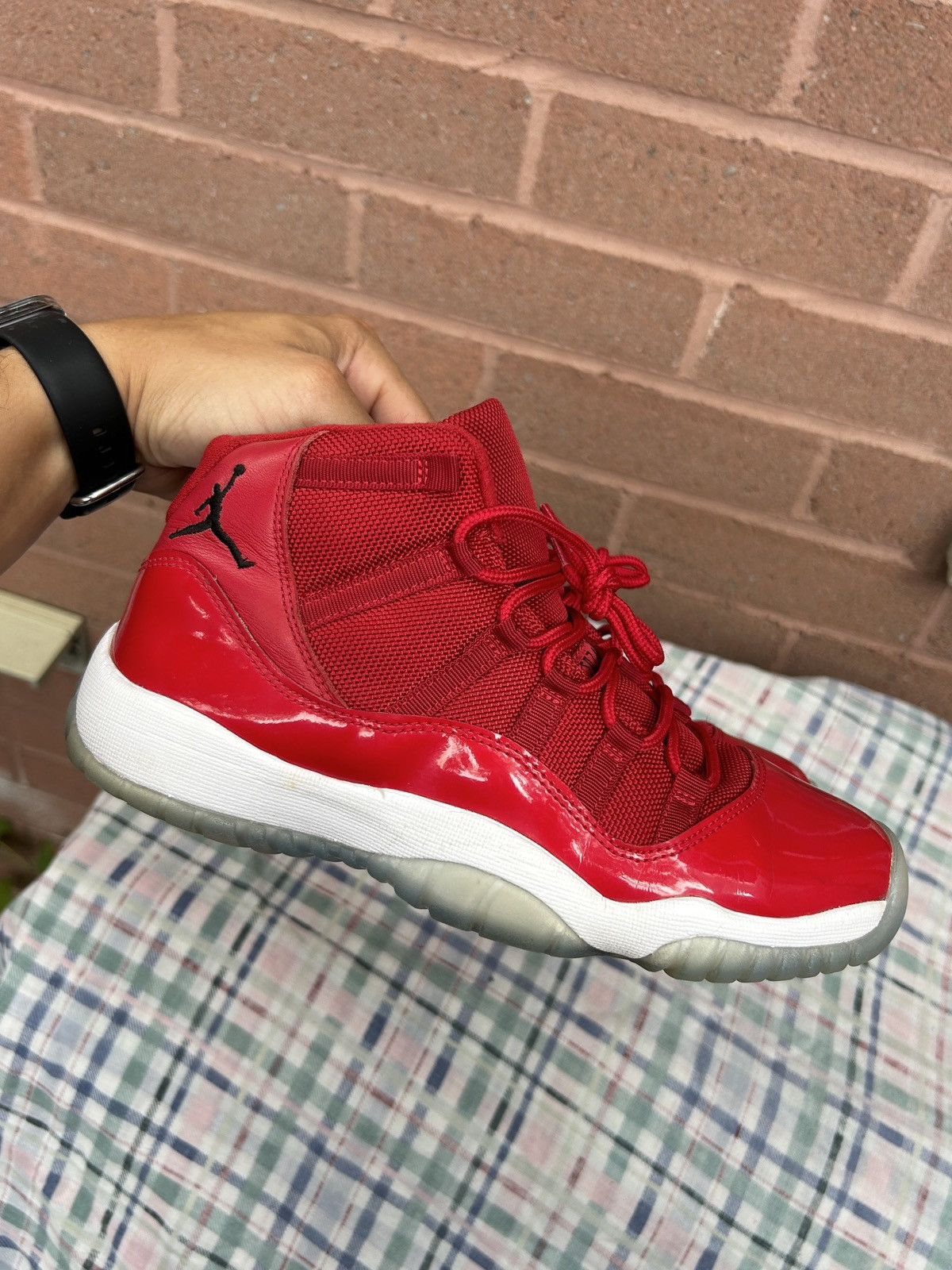 Jordan Brand × Nike Air Jordan 11 Retro Win Like 96 Size US 5 / EU 37 - 6 Thumbnail