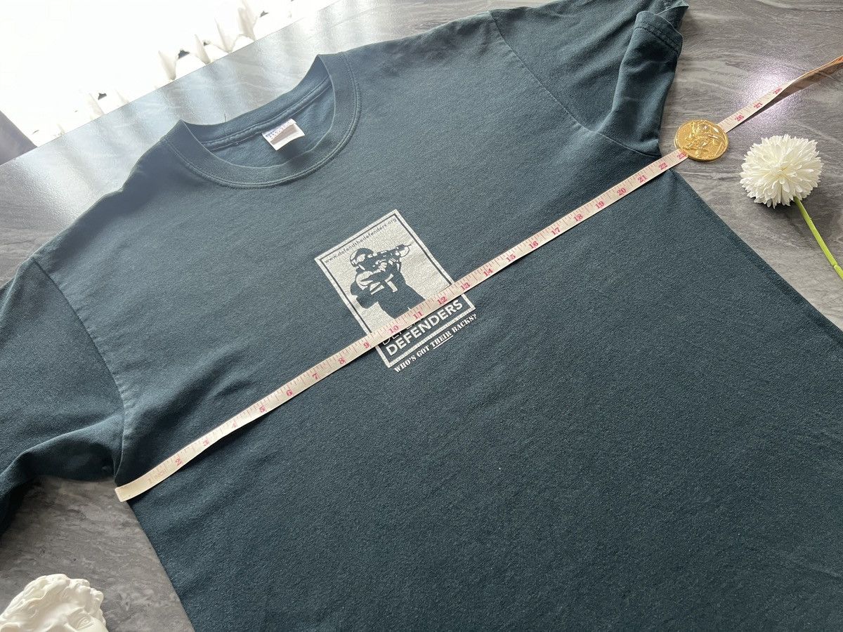 Other × Vintage Defend The Defender : Who Got Their Back Size US L / EU 52-54 / 3 - 9 Thumbnail