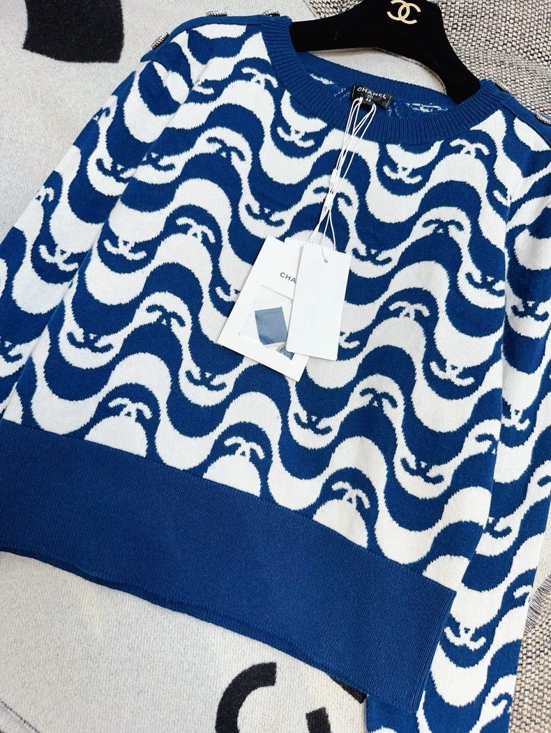 Chanel Chanel 21P navy blue white double C wavy knitted sweater Size M / US 6-8 / IT 42-44 - 2 Thumbnail