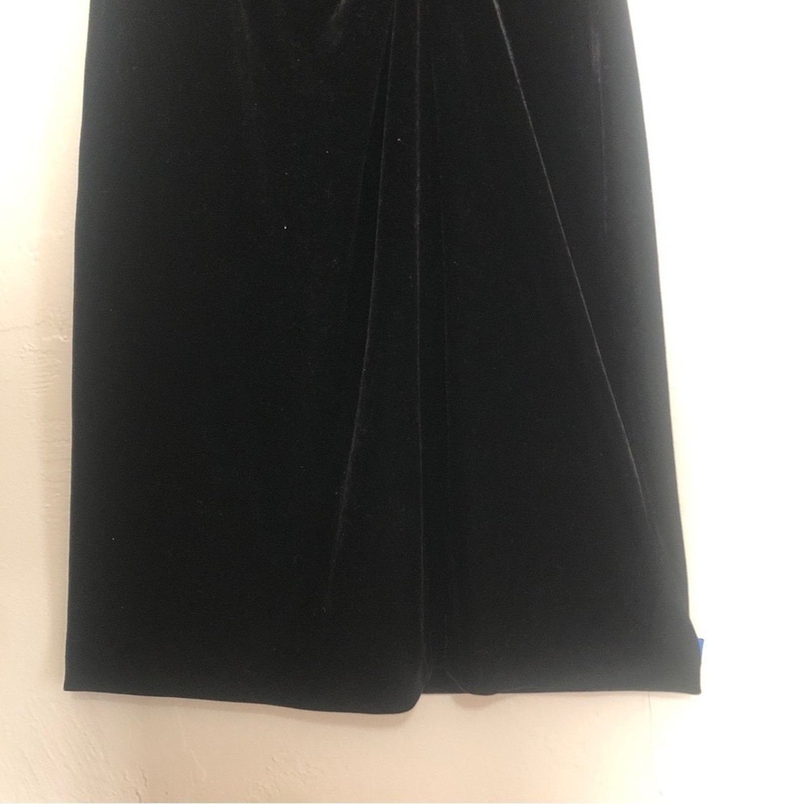 Other Vintage Robbie Bee Black Velvet Beaded Short Sleeve Dress Size M / US 6-8 / IT 42-44 - 5 Thumbnail