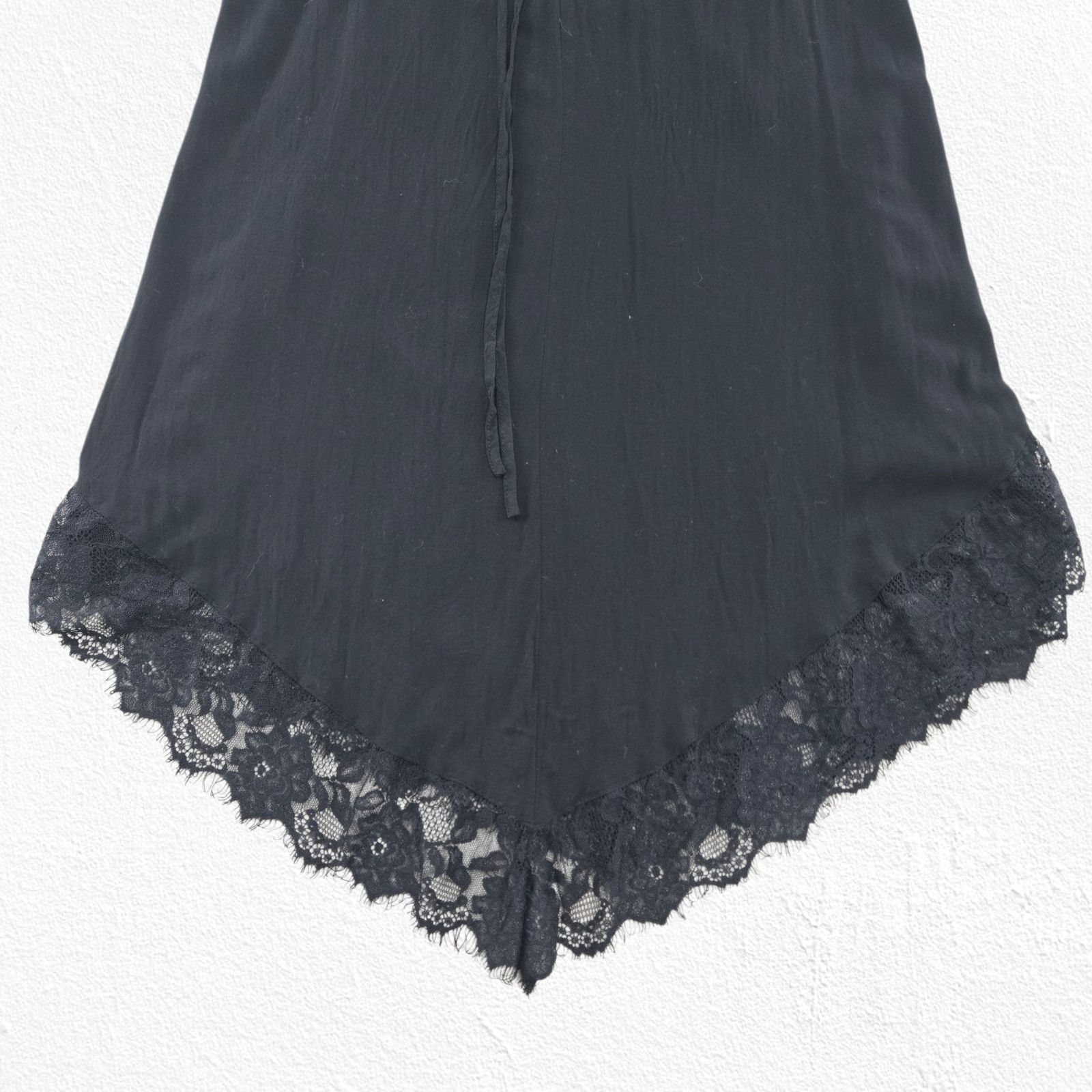 Free People Free People Black Lace Slip Nightgown Chemise Size Medium Size M / US 6-8 / IT 42-44 - 11 Thumbnail