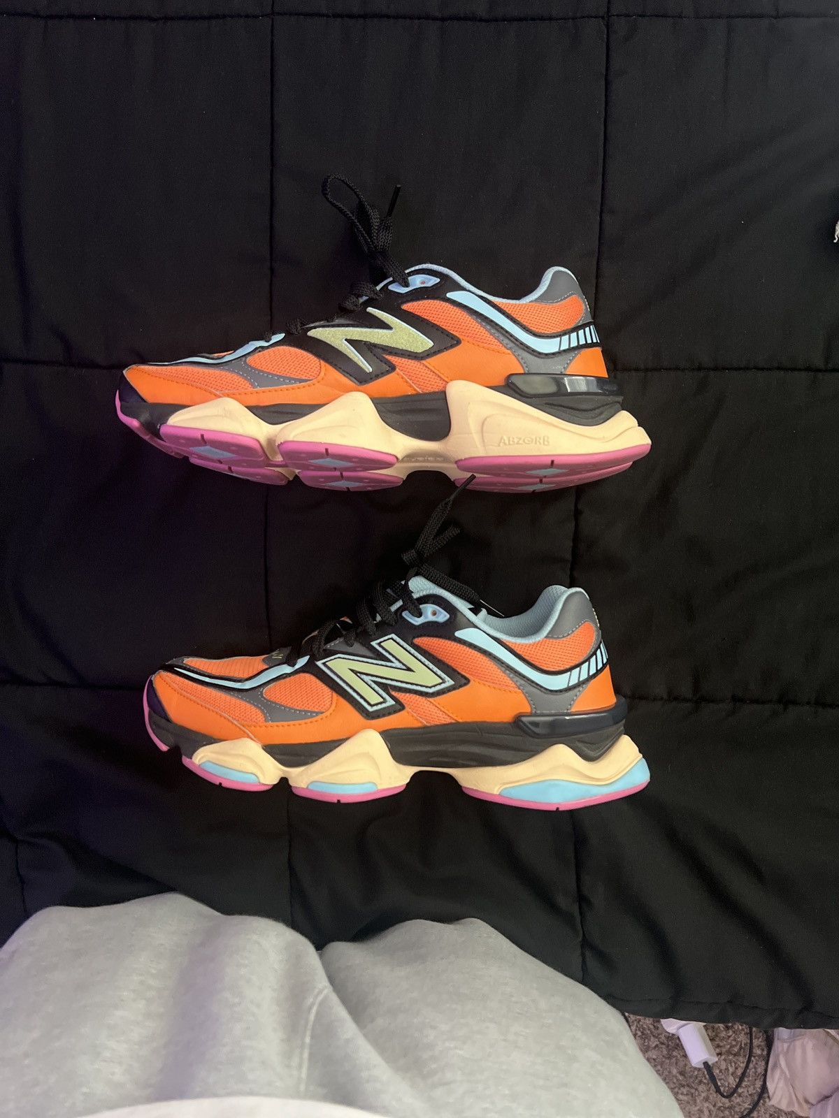 New Balance New Balance 9060 Size US 9 / EU 42 - 2 Thumbnail