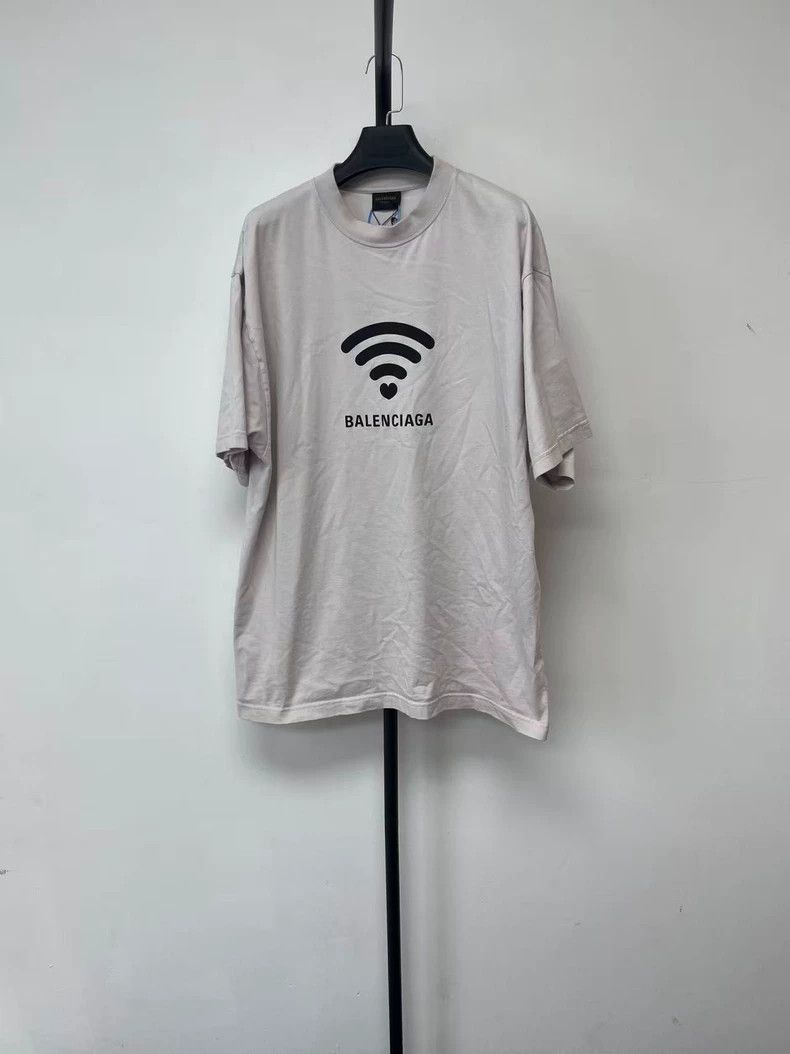 Balenciaga Balenciaga Logo Print Short Sleeve T-Shirt Size US S / EU 44-46 / 1 - 1 Thumbnail