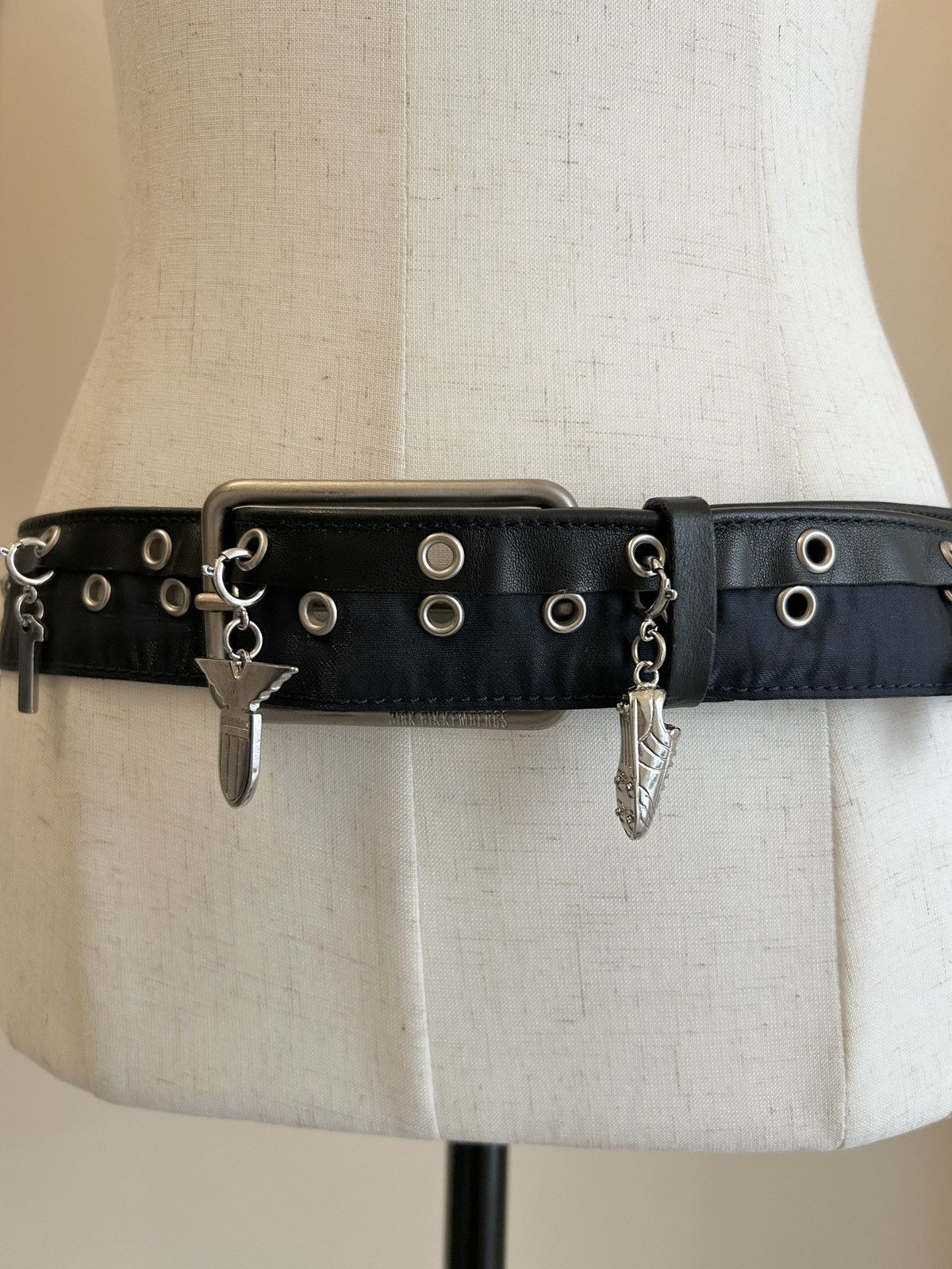 Dirk Bikkembergs 2000s leather double eyelet belt with charms Size ONE SIZE - 2 Thumbnail