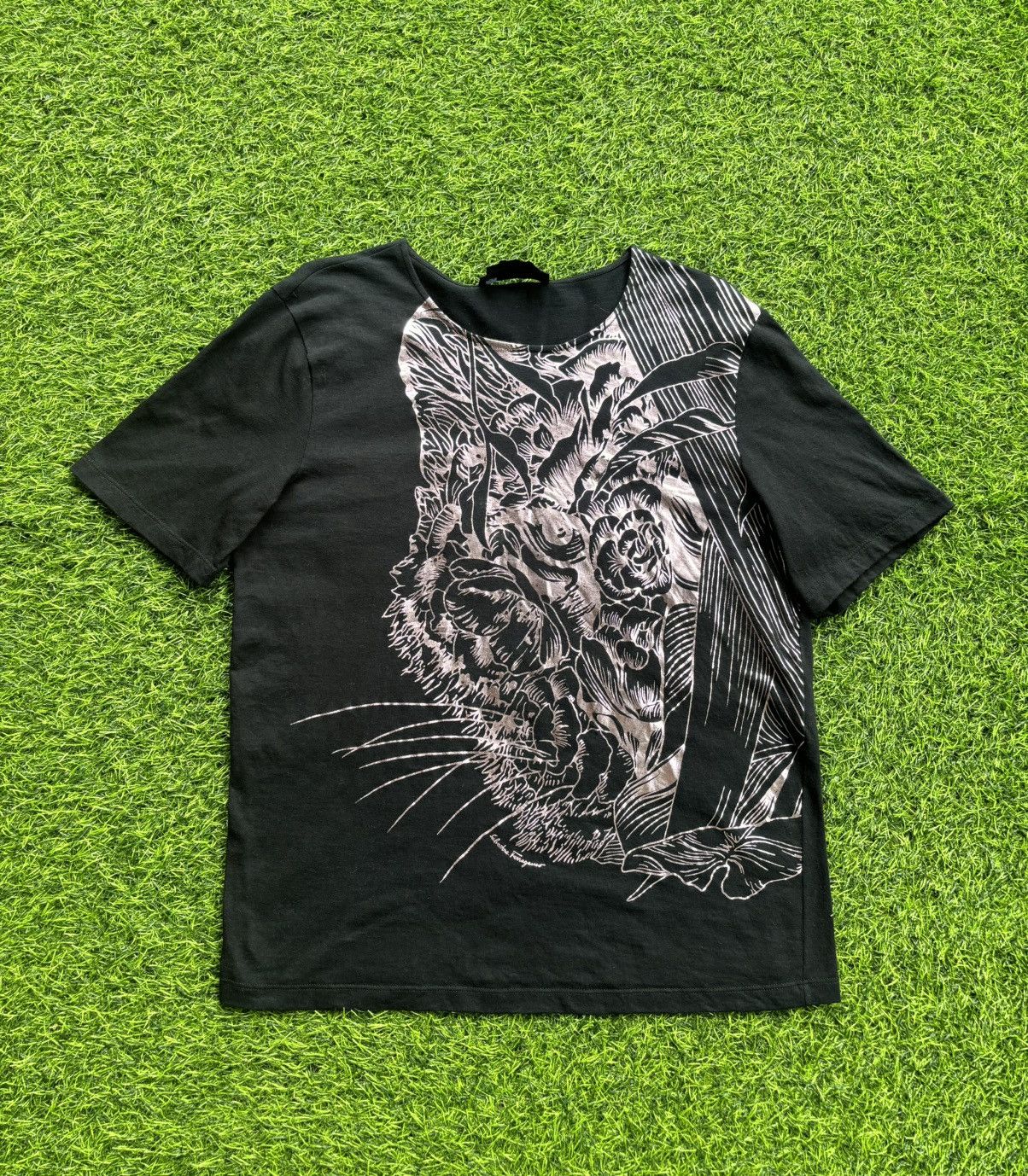 Salvatore Ferragamo Salvatore Ferragomo Made in Italy Tshirt Size US L / EU 52-54 / 3 - 1 Thumbnail