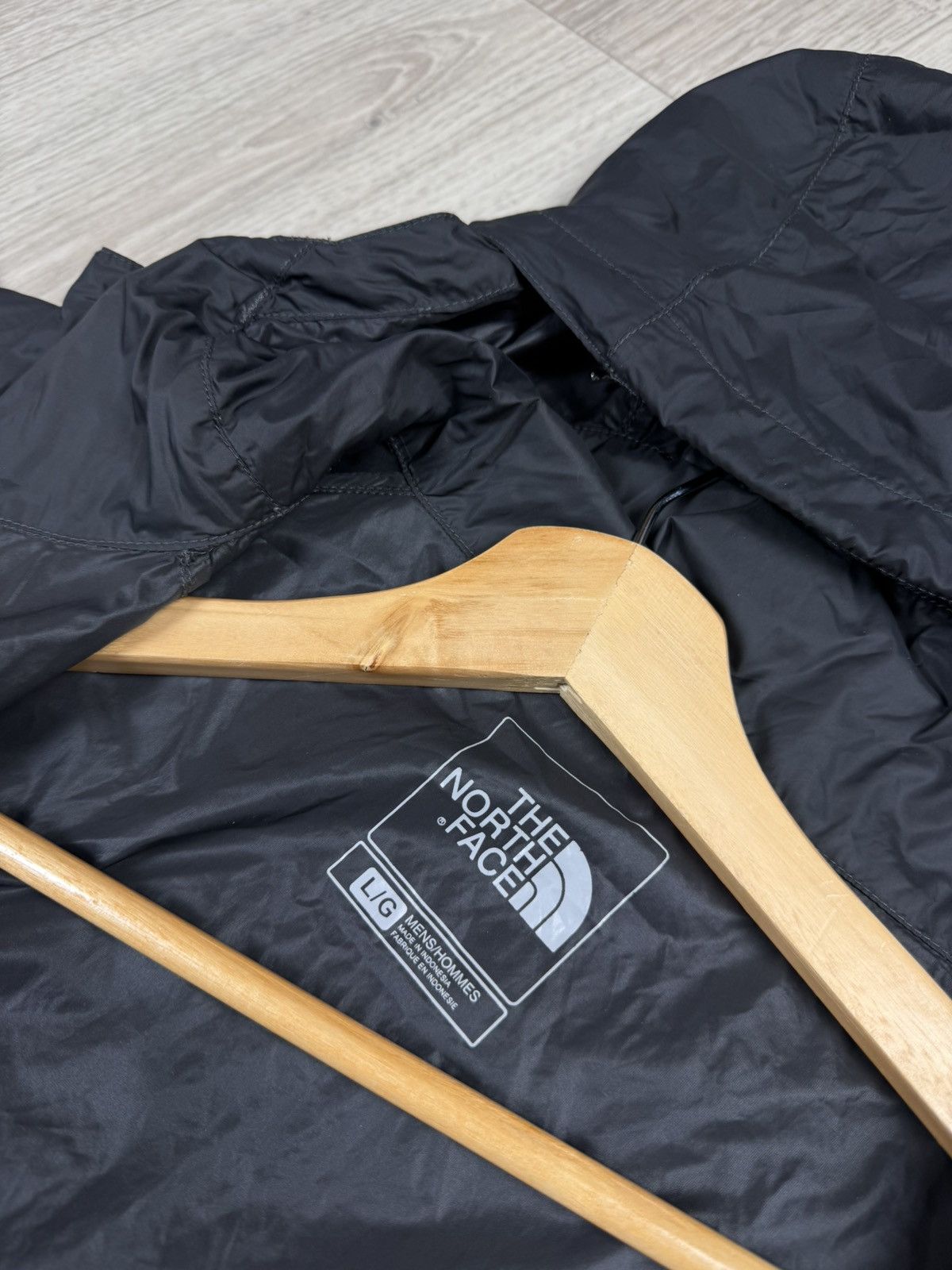 The North Face The North Face Flyweight Jacket Windbreaker Size L Size US L / EU 52-54 / 3 - 6 Thumbnail
