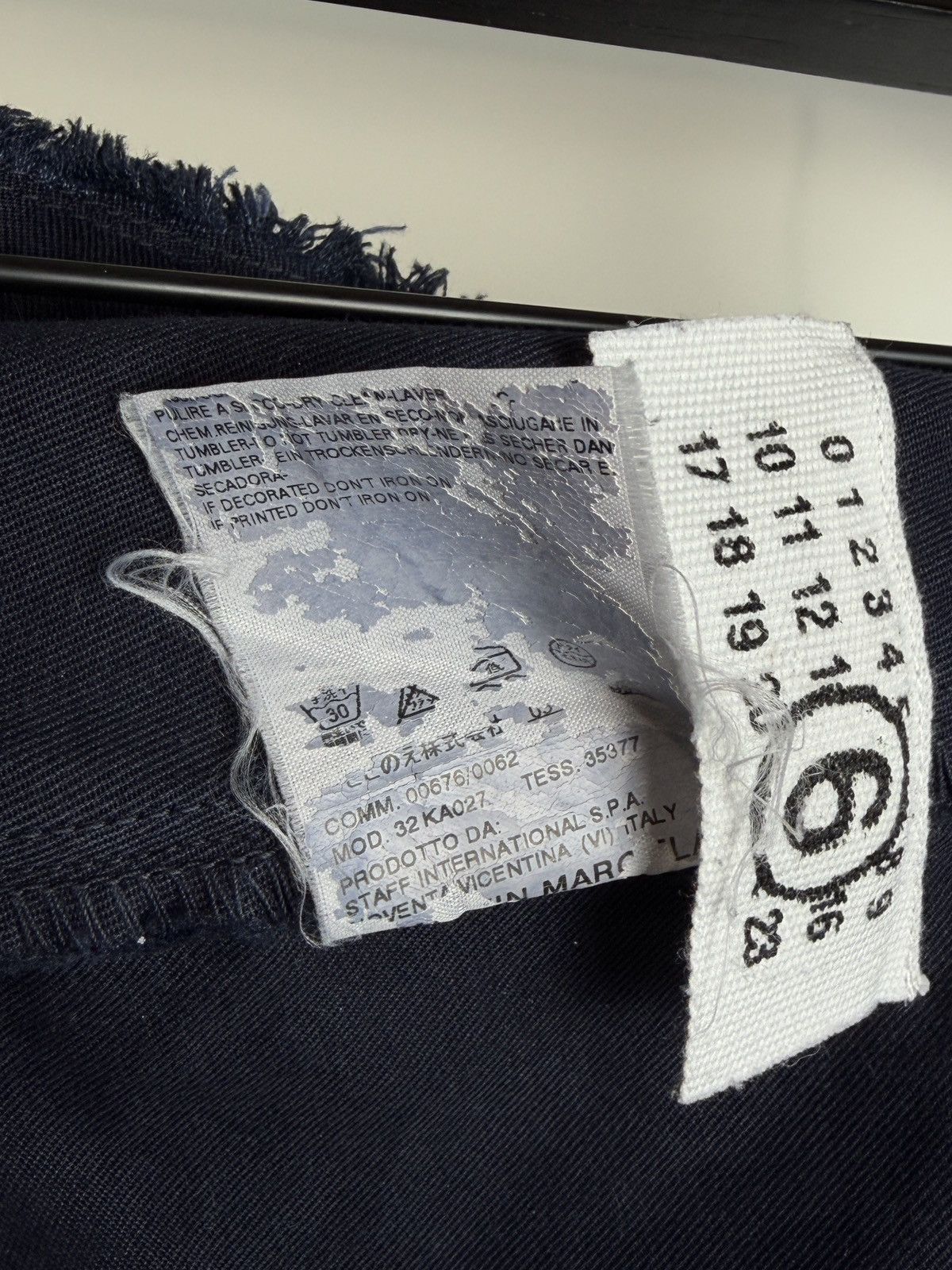 Maison Margiela AW06 Maison Margiela Distress Zip Tassel Pocket Cargo Pants Size US 30 / EU 46 - 9 Thumbnail