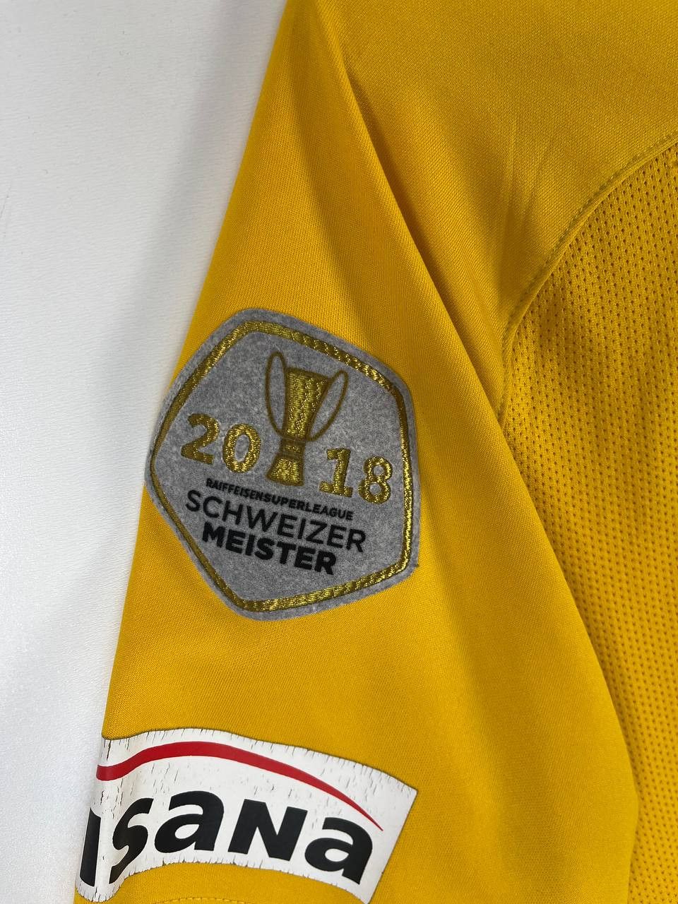 Nike Young Boys Bern Home Shirt Football Soccer 2018 Nike #43 M Size US M / EU 48-50 / 2 - 5 Thumbnail
