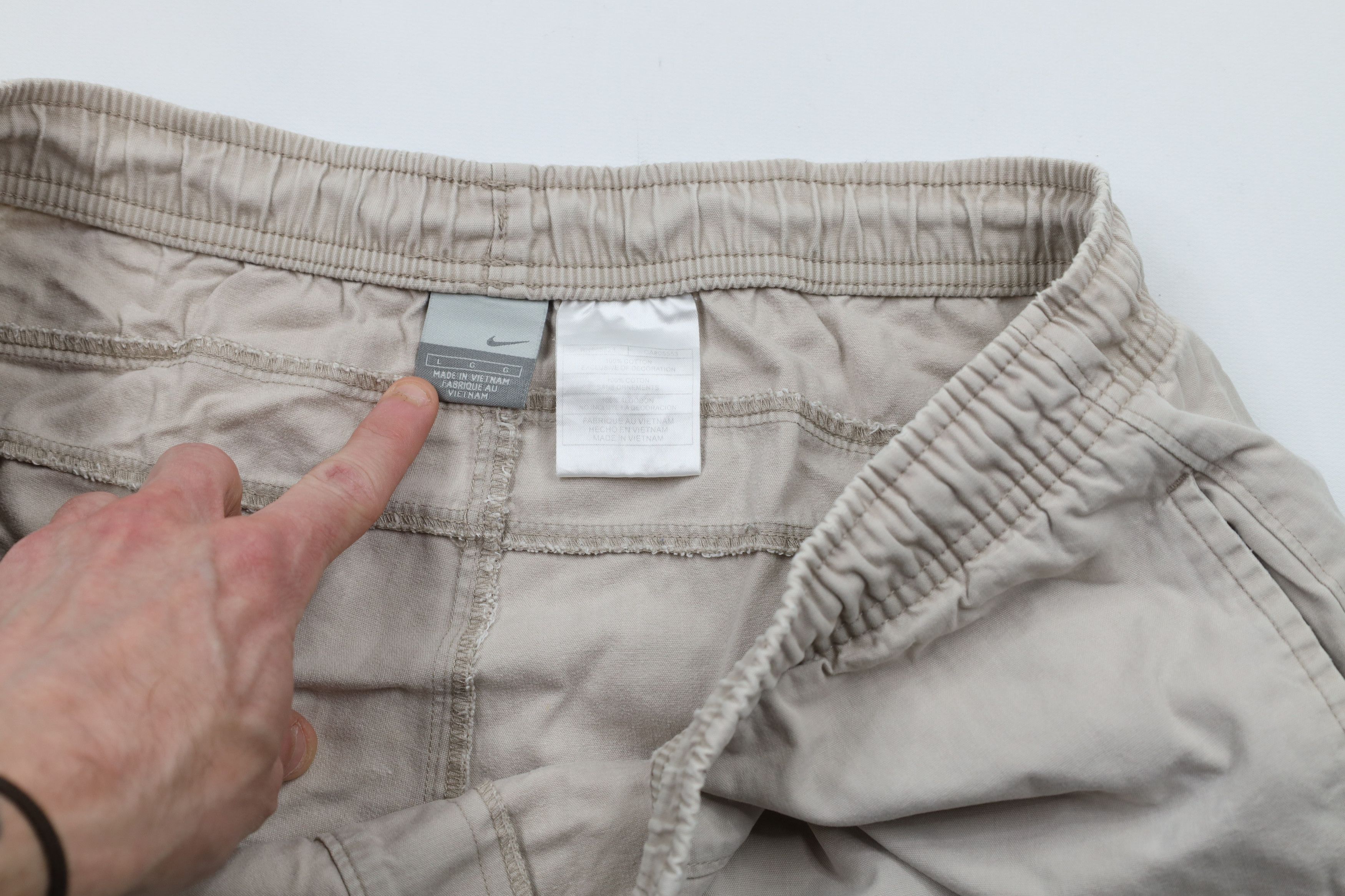 Nike × Vintage Vintage 90s Y2K Nike Travis Scott Mini Swoosh Shorts Beige Size US 34 / EU 50 - 8 Thumbnail