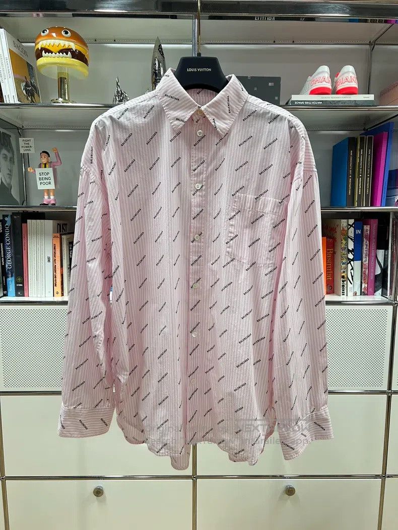 Balenciaga Balenciaga Pink logo lettering print shirt Size XS / US 0-2 / IT 36-38 - 1 Thumbnail