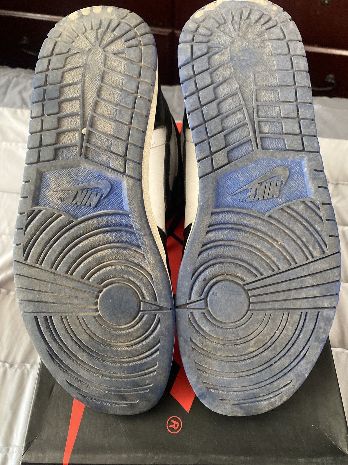 Jordan Brand Retro Jordan 1 Royal Toe Size US 10.5 / EU 43-44 - 5 Thumbnail